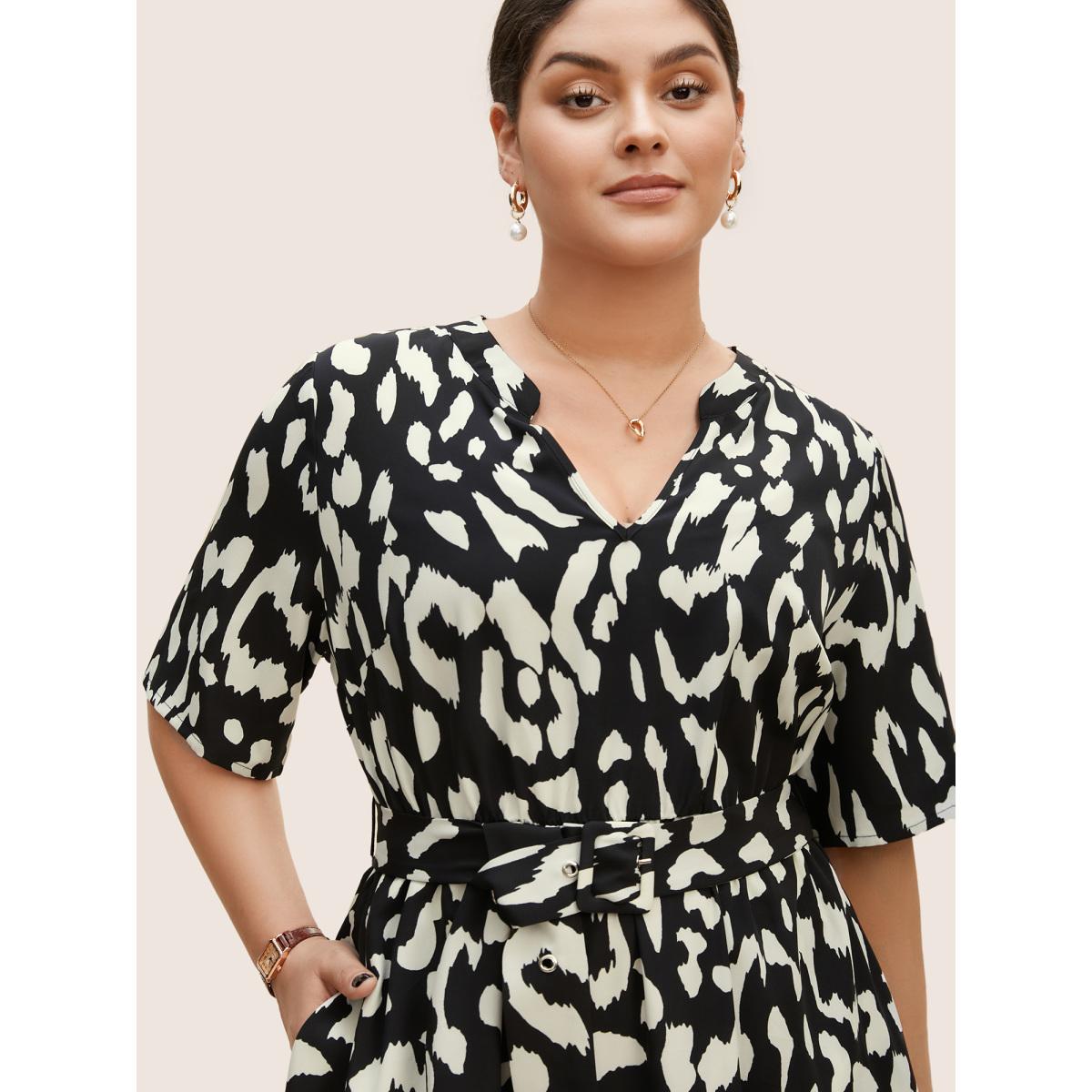 Plus Size Geometric Notched Belted Arc Hem Dress Black Women Work From Home Belted Flat collar with V-notch Half Sleeve Curvy BloomChic 10/M Product Image