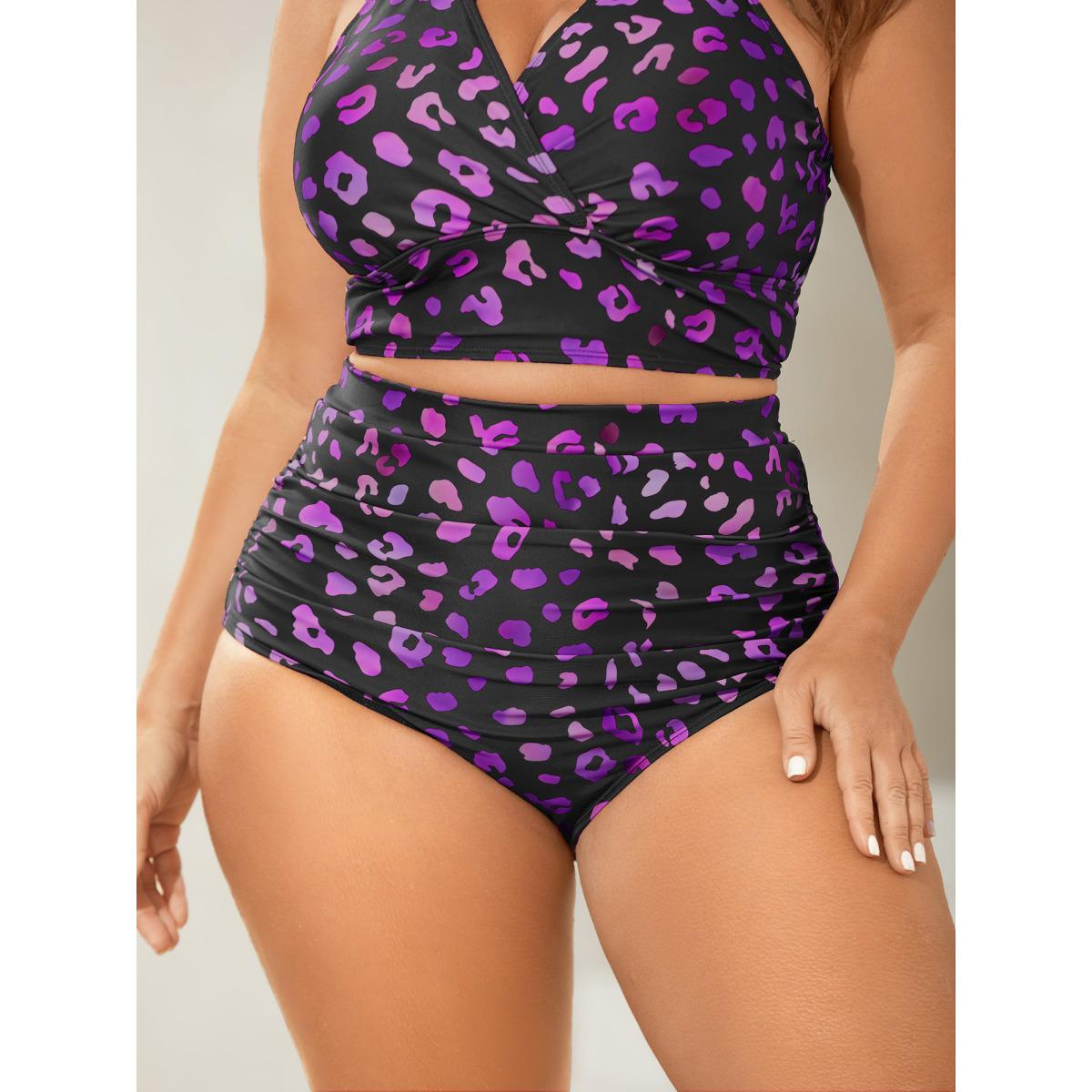Plus Size Pattern Print Ruched Tight-Fit Swim Bottoms Women's Swimwear Deeppurplered Beach High stretch Skinny Mid Rise Curve Swim Bottoms BloomChic 18-20/2X Product Image