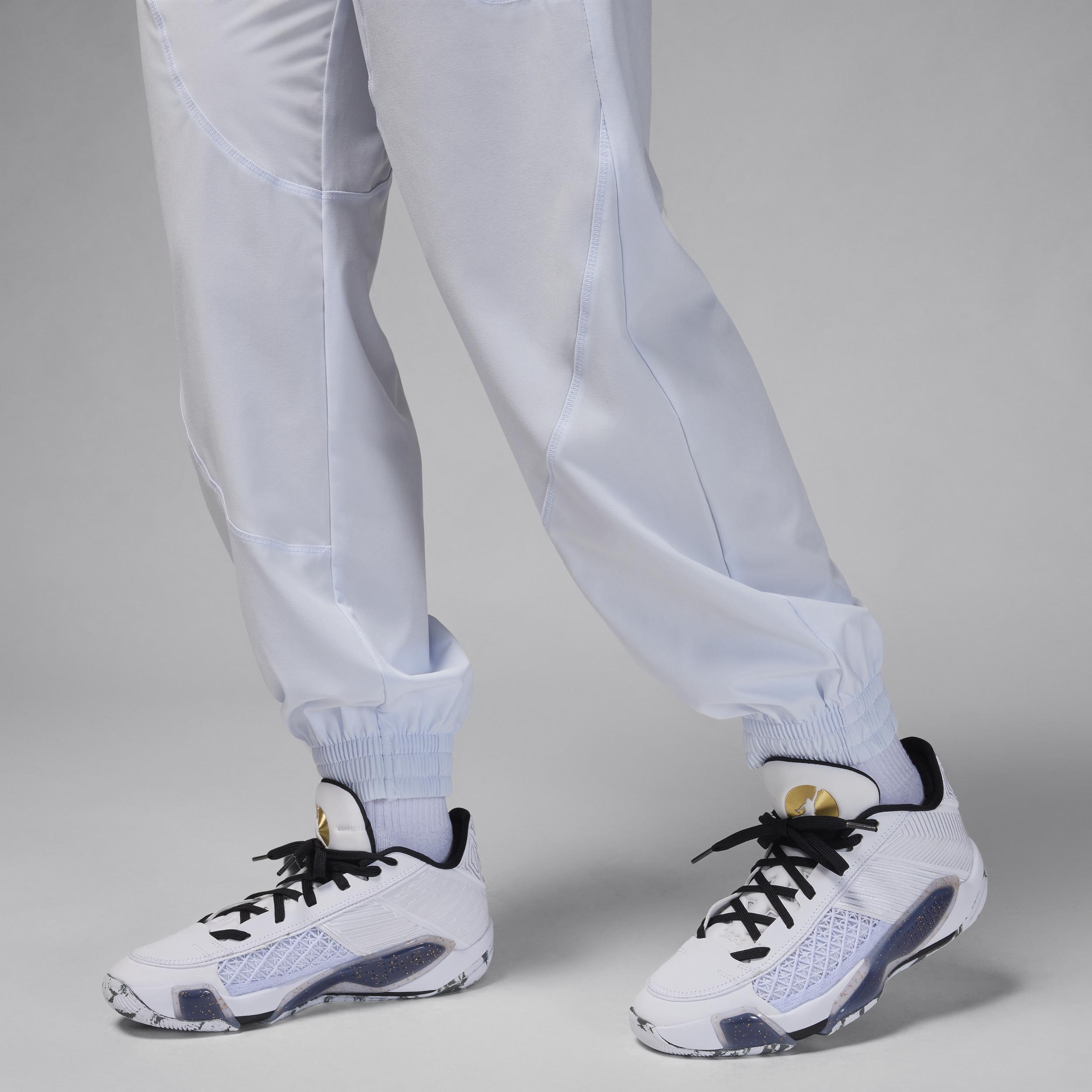 Jordan Sport Women's Tunnel Pants Product Image