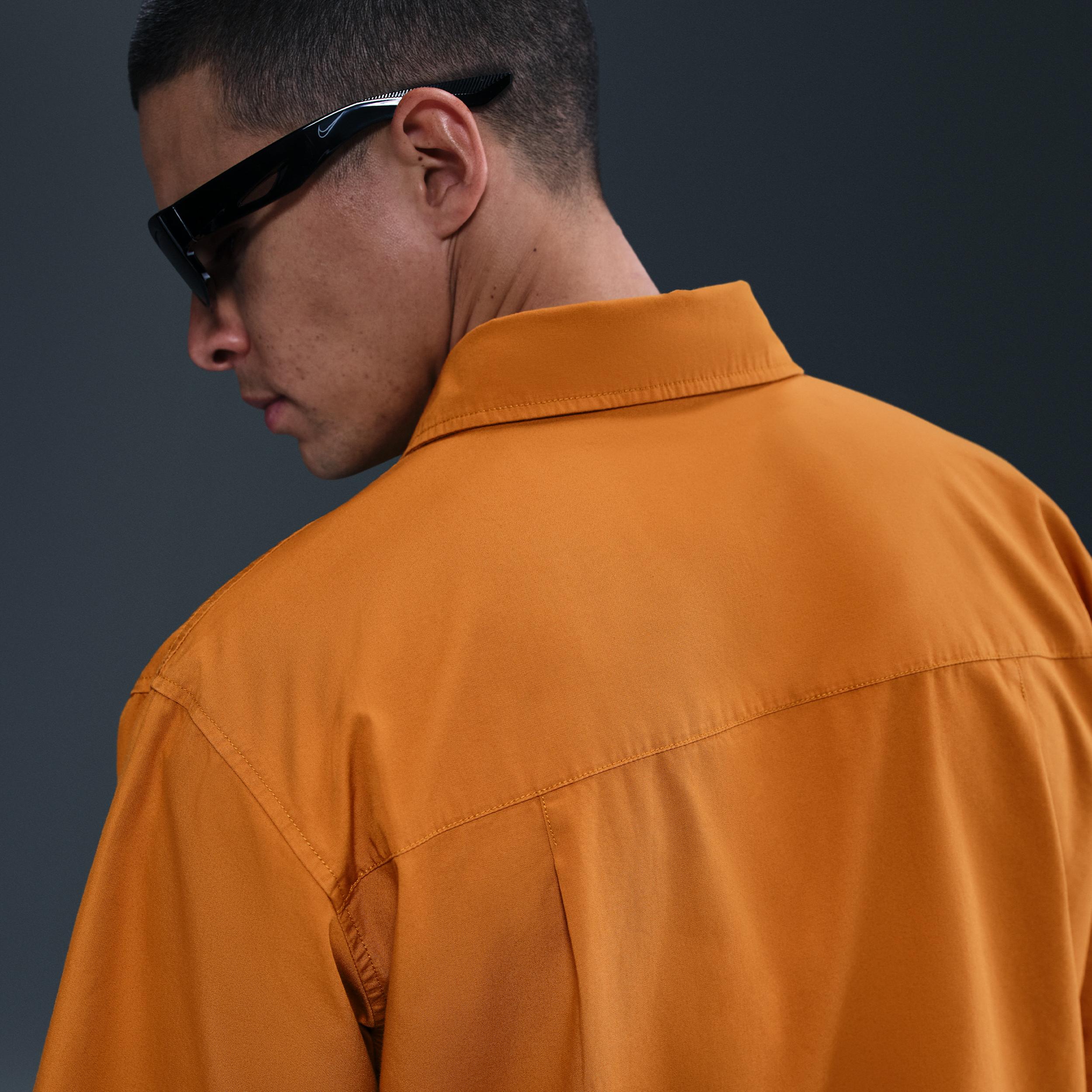 Nike Mens Club Short-Sleeve Button-Down Shirt | HJ2029-815 Product Image