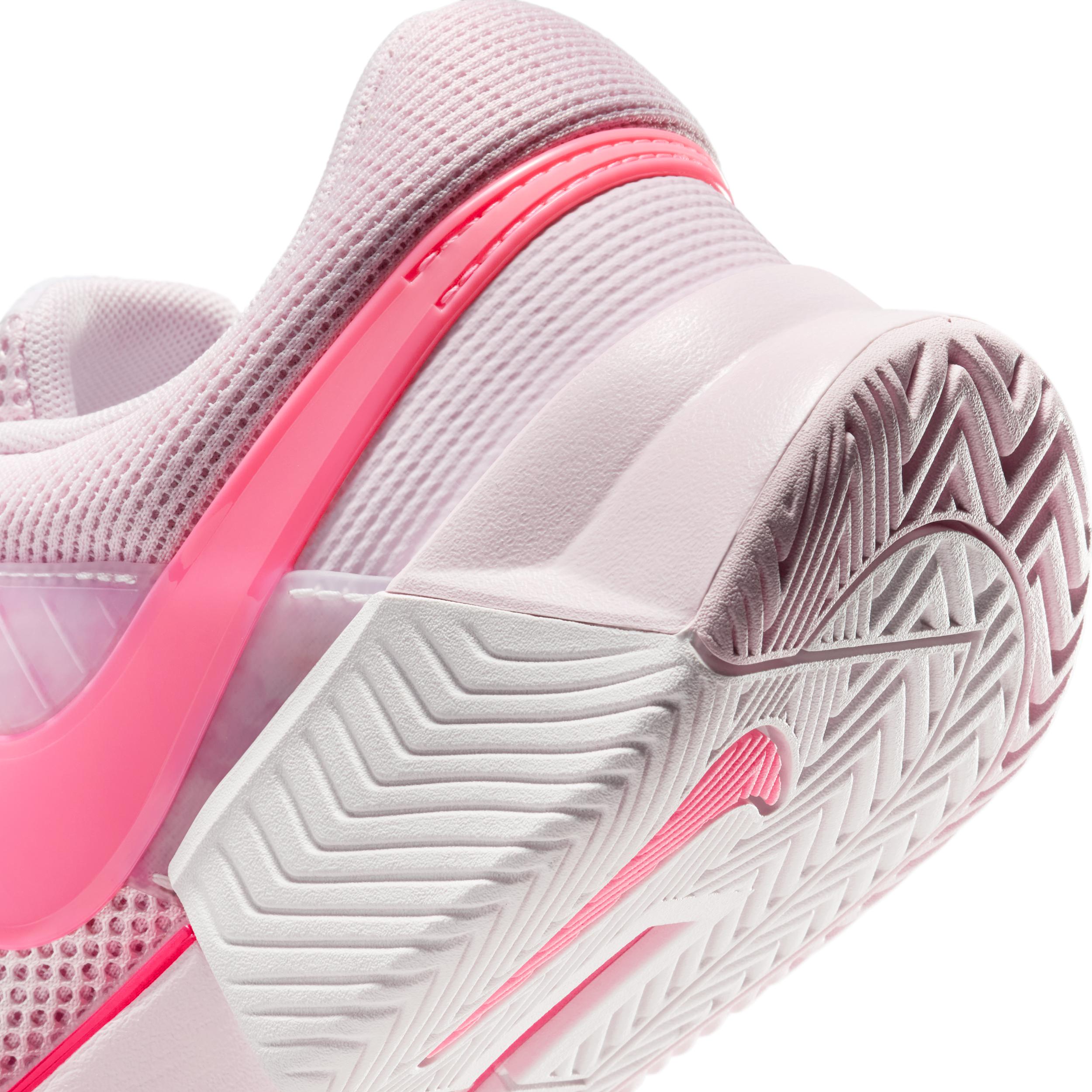 Nike Women's GP Challenge 1 "Naomi Osaka" Hard Court Tennis Shoes Product Image