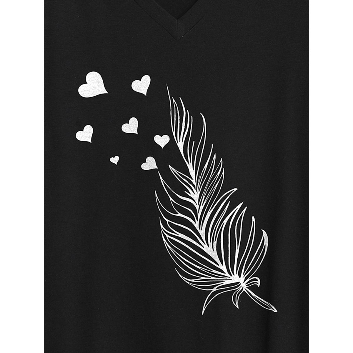 Plus Size Make a Wish V-Neck T-Shirt Pureblack Women Non Art&design V-neck Everyday-Casual T-shirts BloomChic 26/4X Product Image