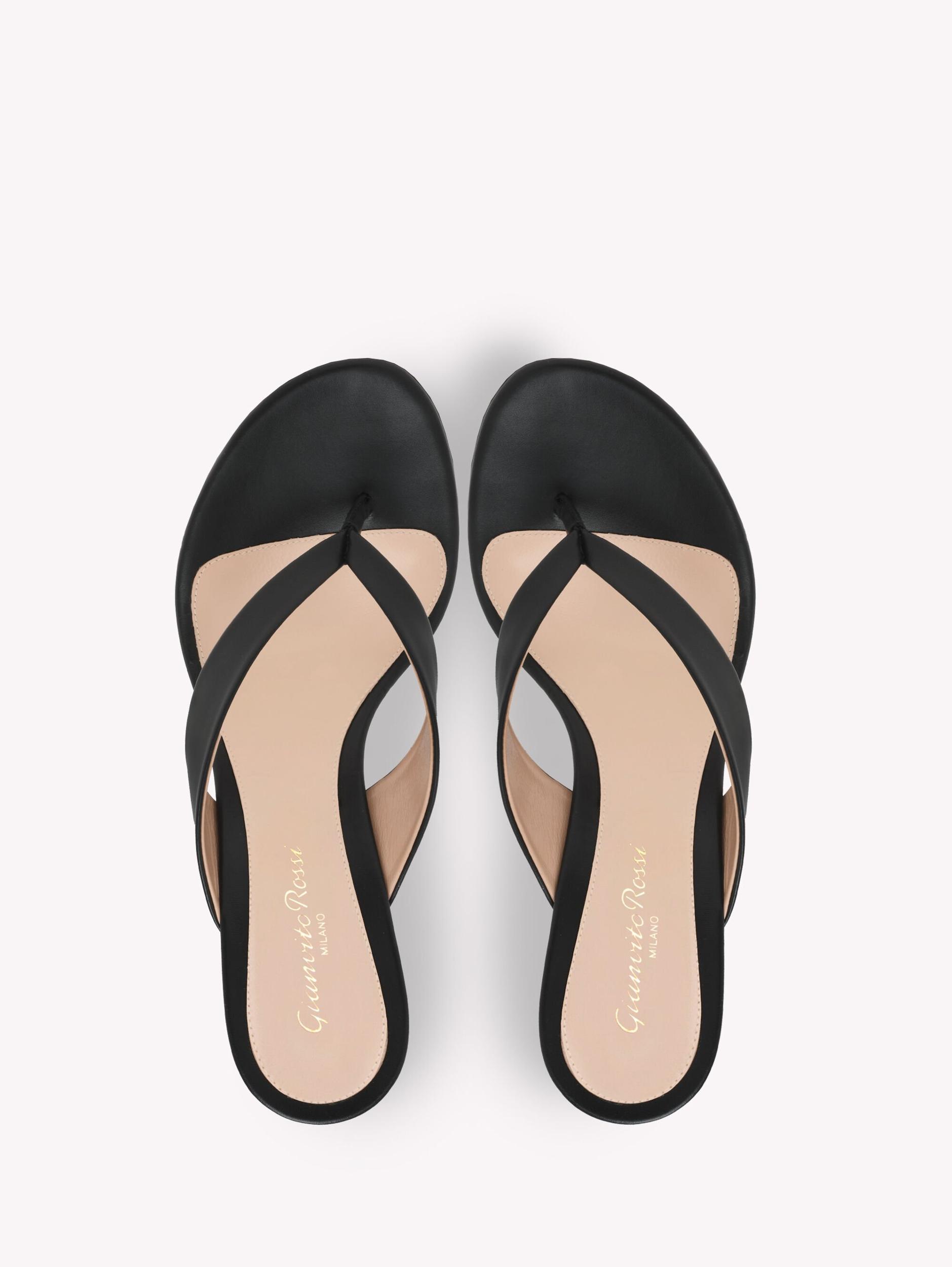 SOFIA THONG Gianvito Rossi Product Image