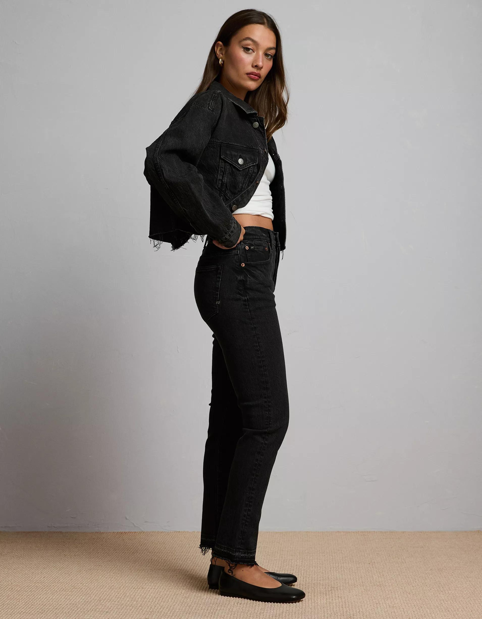 AE77 Premium Straight Crop Jean Product Image