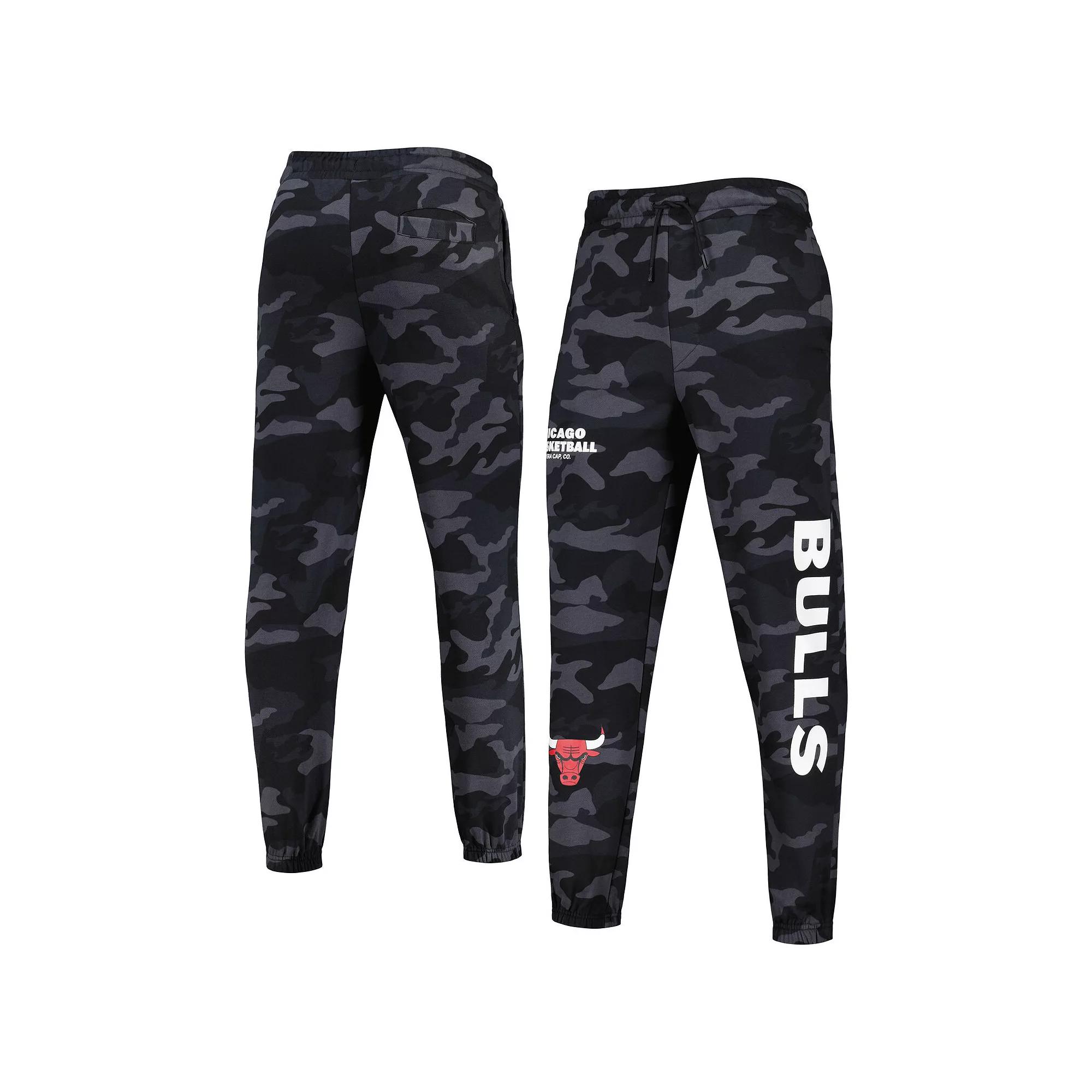 Men's New Era Black/Camo Chicago Bulls Tonal Joggers,  Product Image