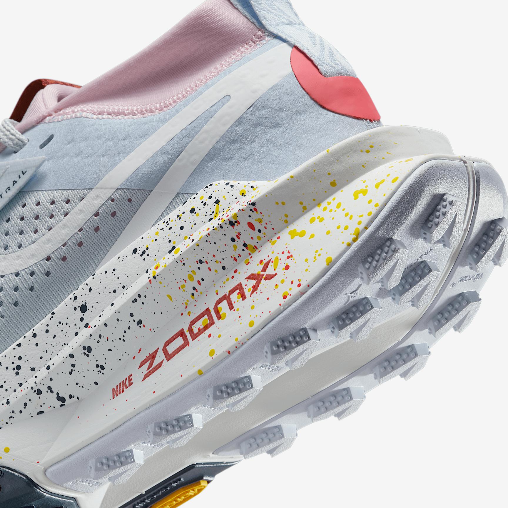 Nike Zegama 2 Women's Trail Running Shoes Product Image