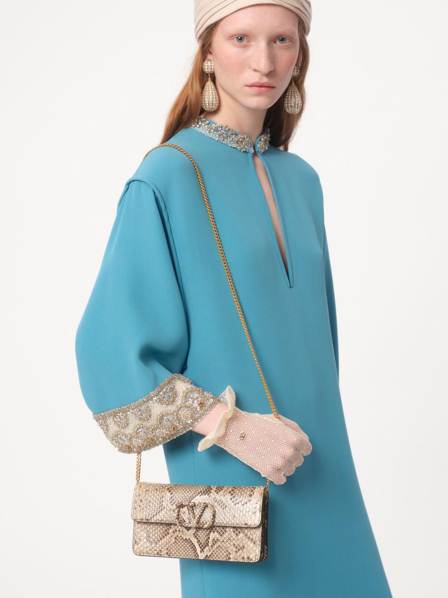 Vlogo Signature Python Chain Wallet Product Image