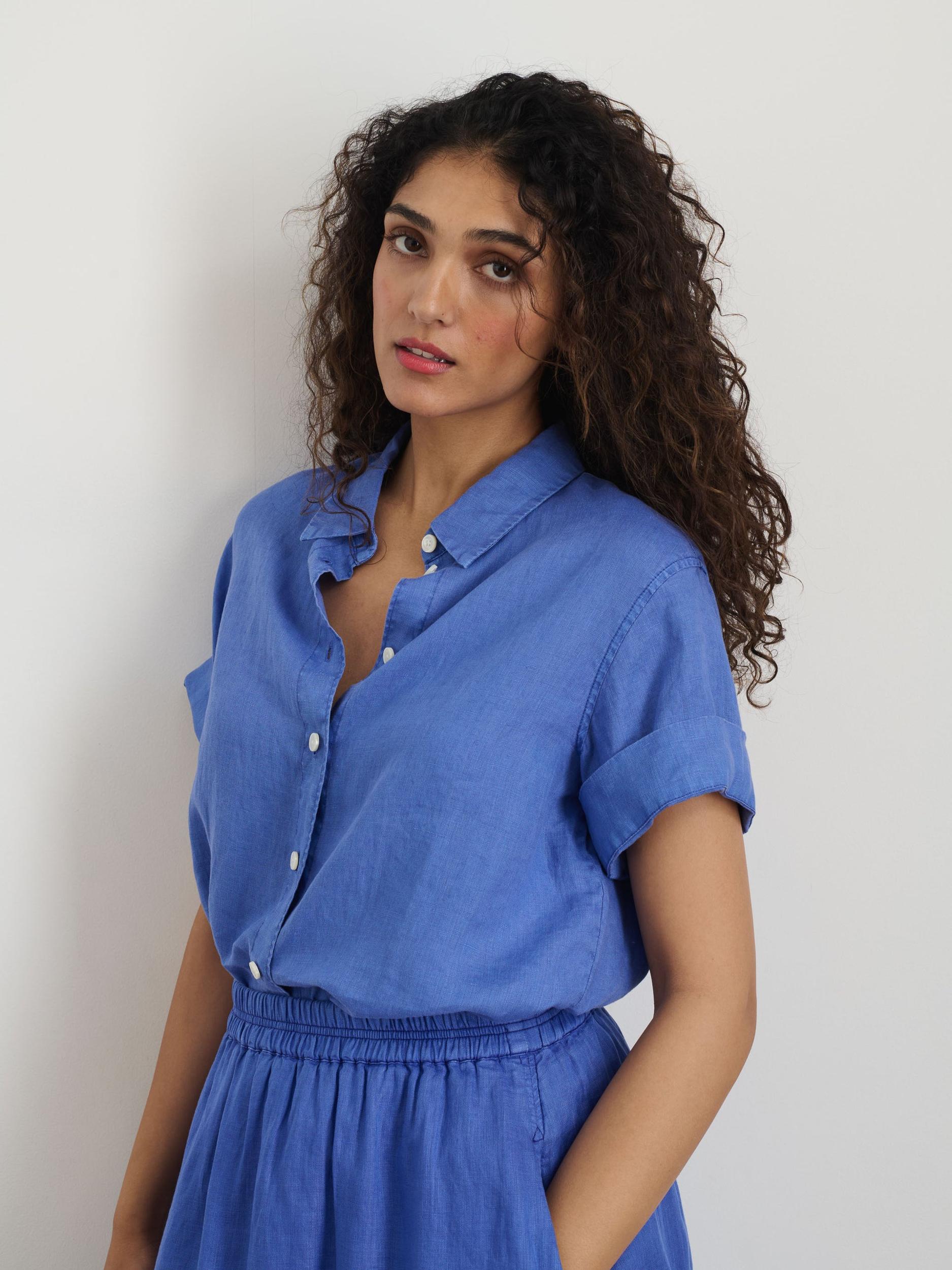 Maddie Shirt In Linen Product Image