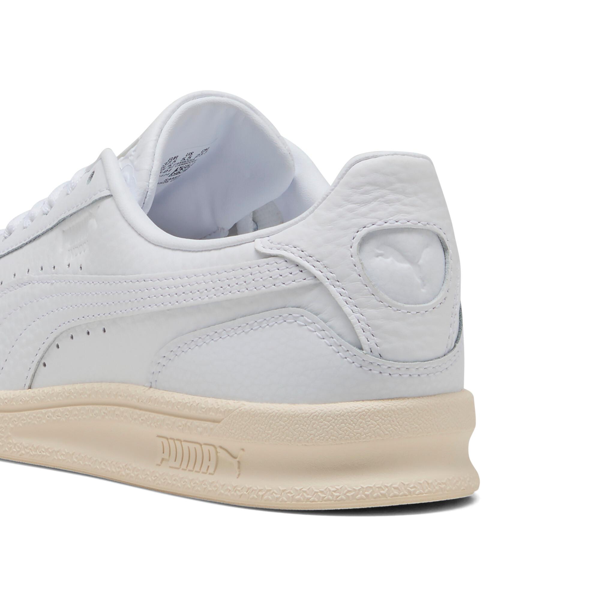 Jer-SHE Women's Indoor Training Shoes Product Image