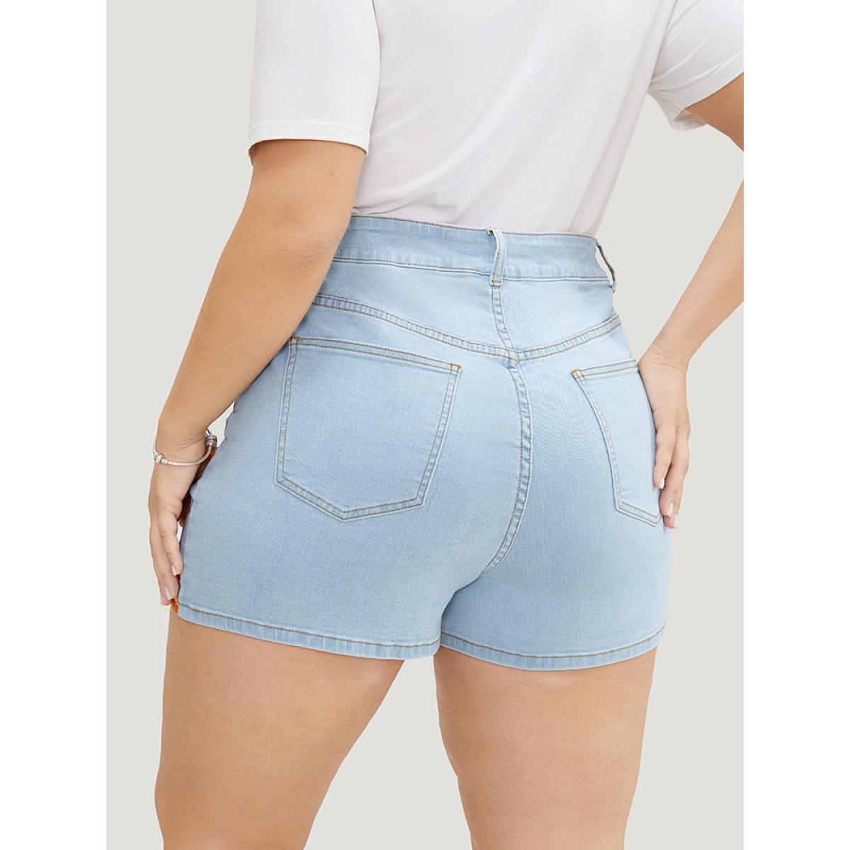 Plus Size High Rise Light Wash Floral Embroidered Denim Shorts Women LightBlue Embroidered No stretch Dailywear Pocket Vacation Denim Shorts BloomChic 28/5X Product Image