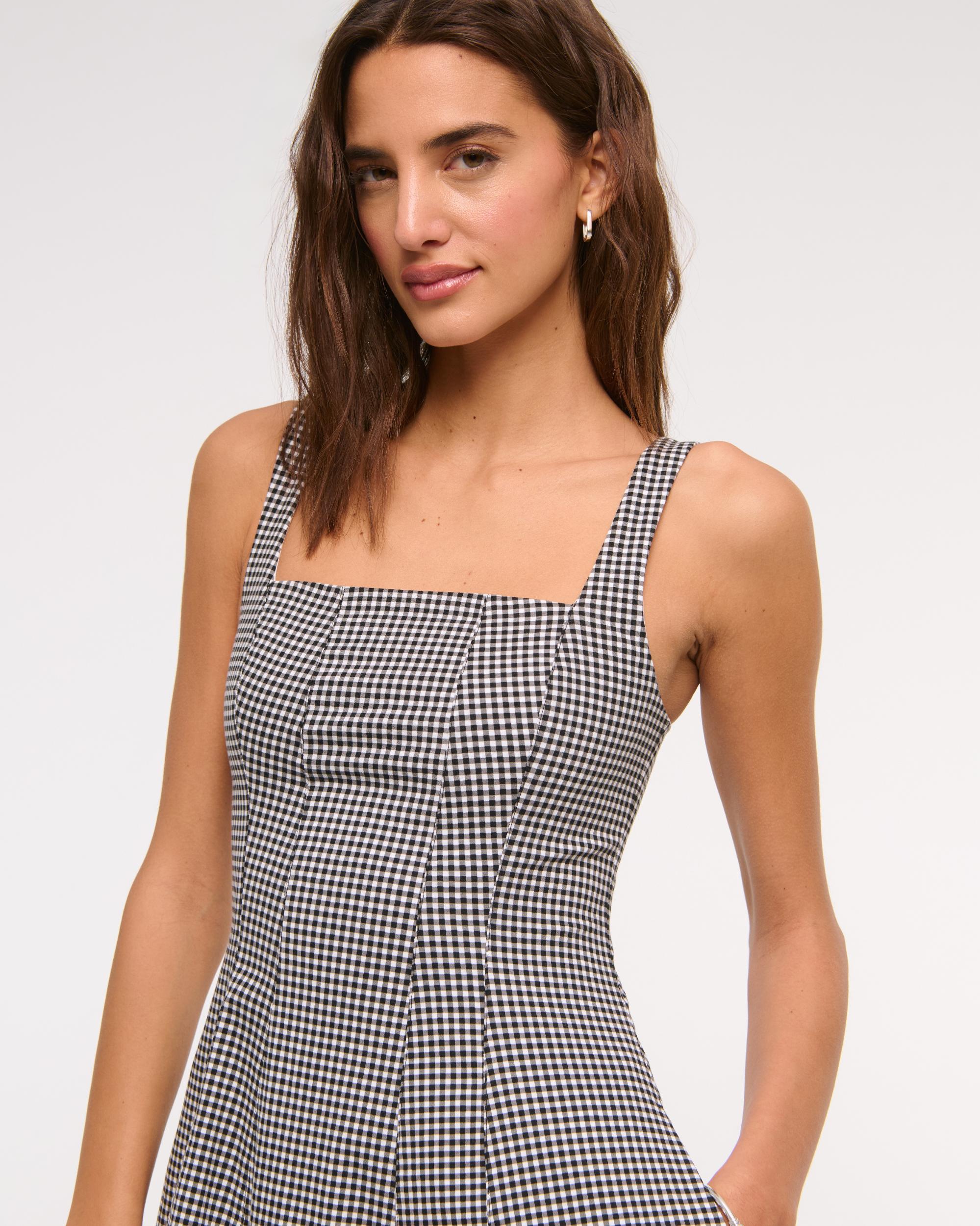 The A&F Mila Stretch Midi Dress Product Image