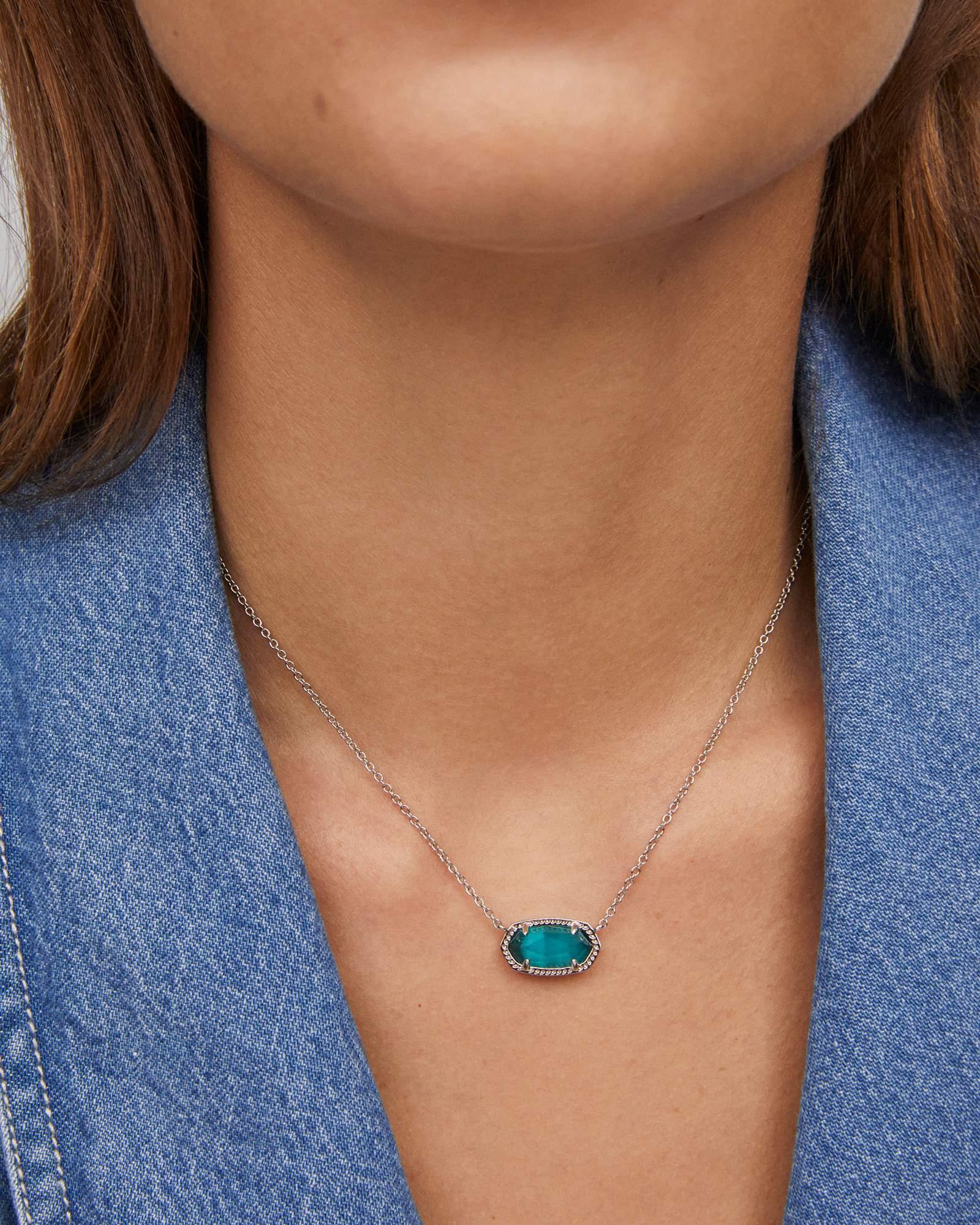 Elisa Silver Pendant Necklace in Emerald Cat’s Eye Product Image
