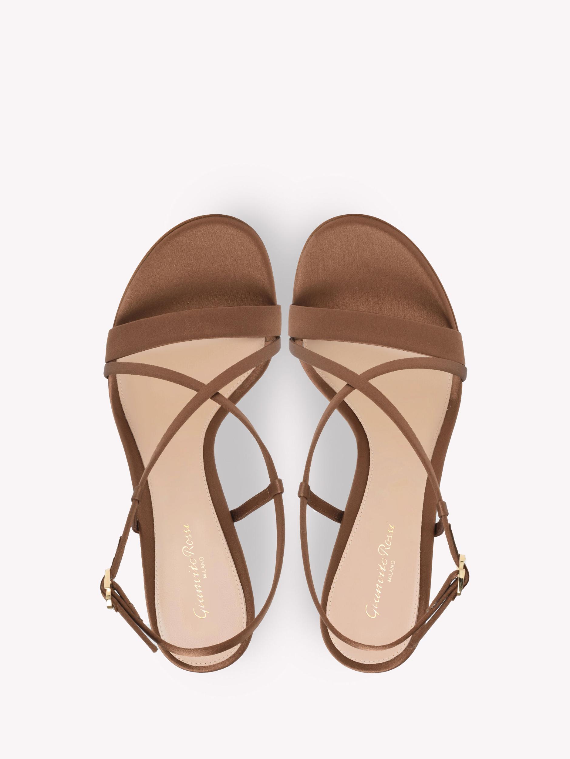 LARISSE Gianvito Rossi Product Image