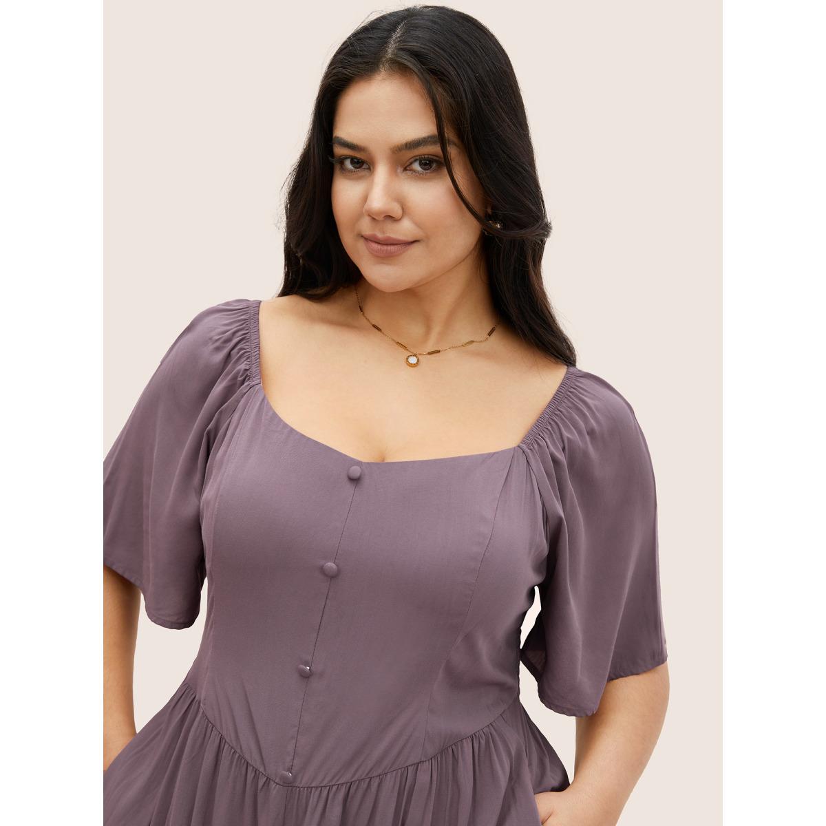 Plus Size Plain Heart Neckline Gathered Button Detail Dress Mauve Women Elegant Gathered Heart neckline Short sleeve Curvy Midi Dress BloomChic 18-20/2X Product Image