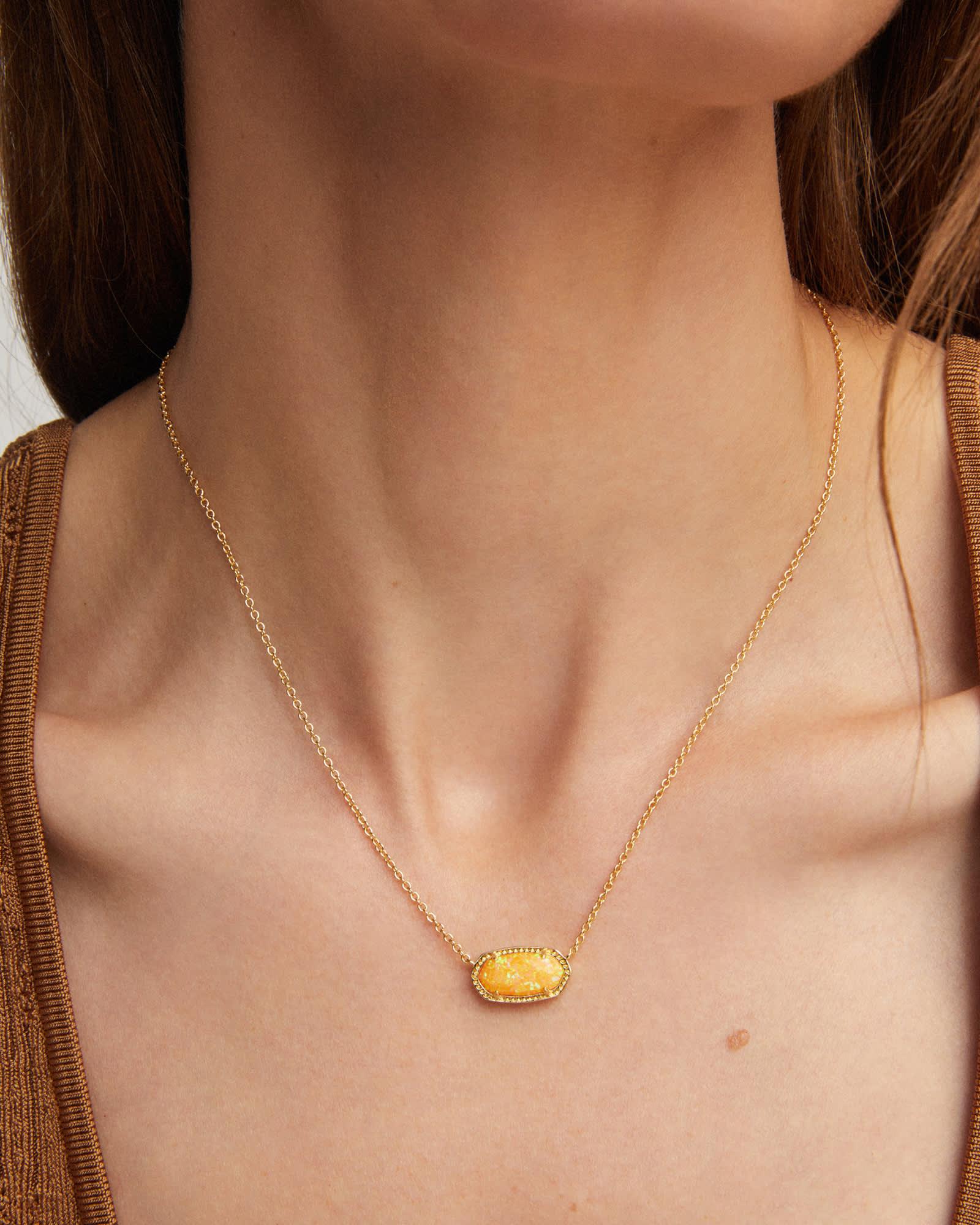 Elisa Gold Short Pendant Necklace Product Image