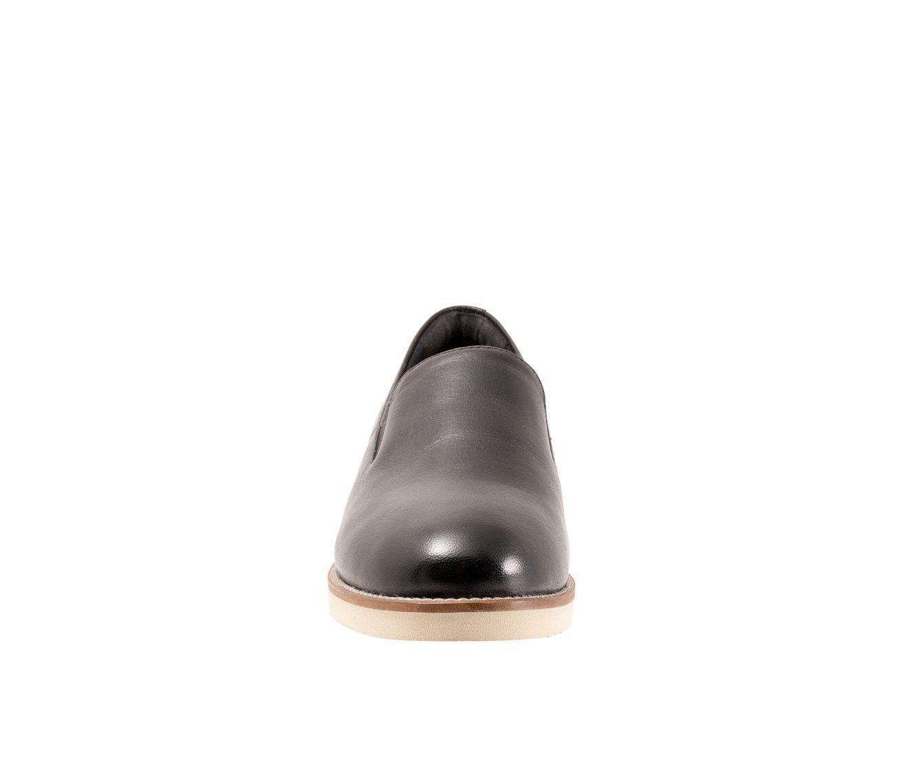 Women's Softwalk Whistle II Heeled Loafers Product Image