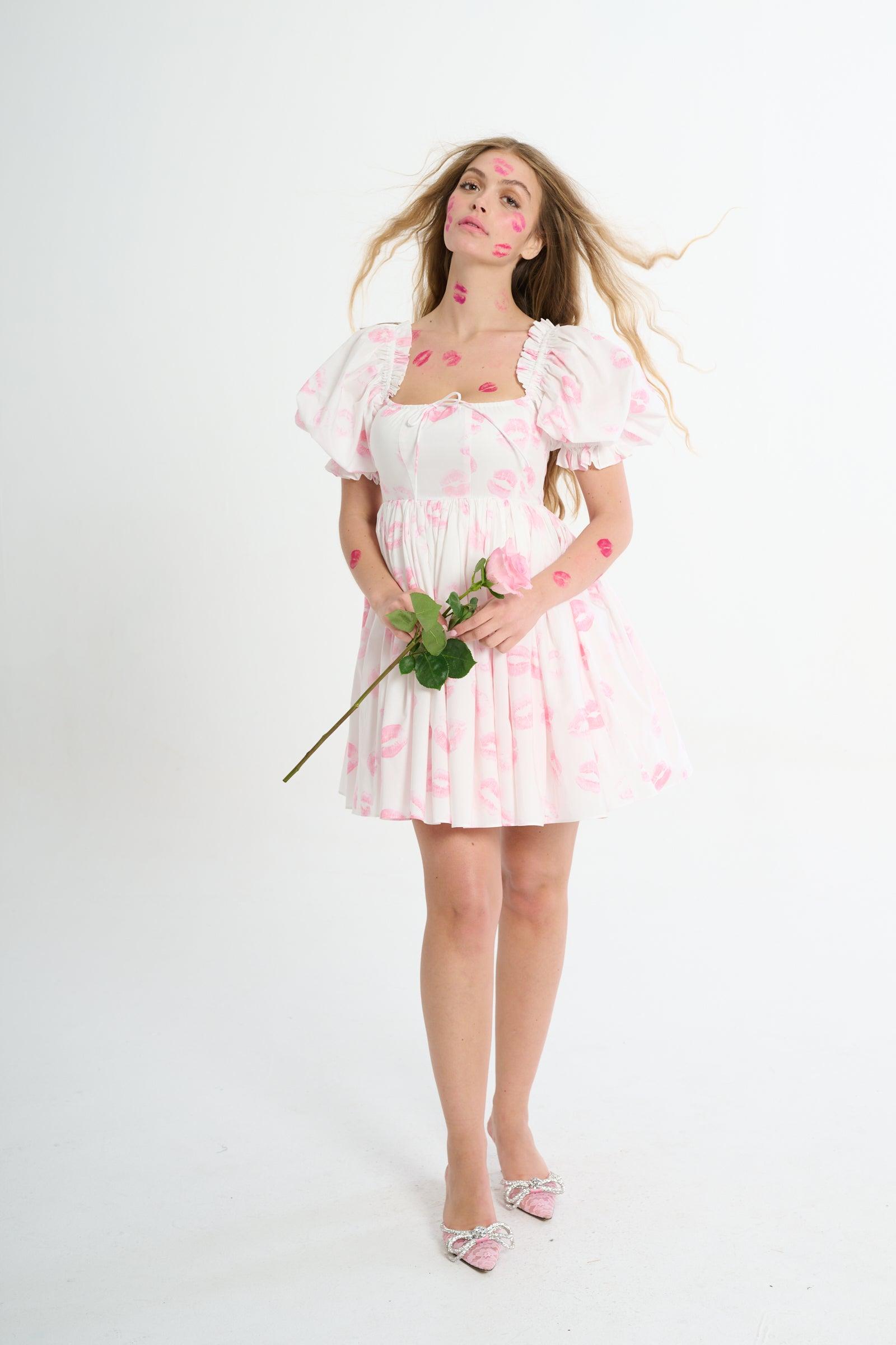 Kiss on the Lips Beach Day Dress Product Image