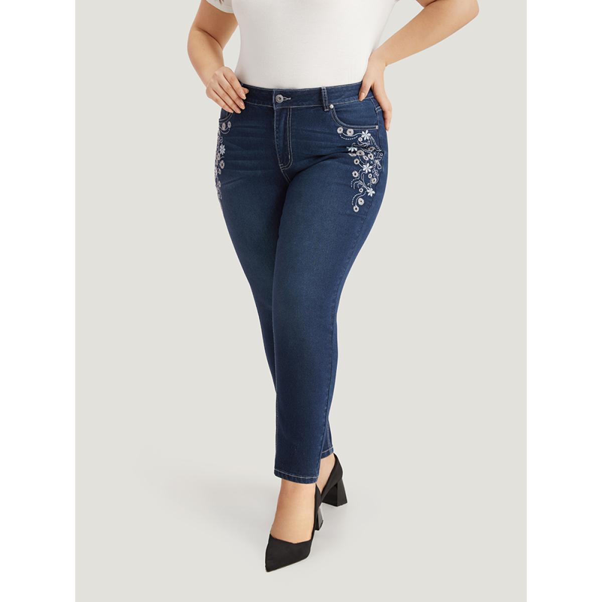 Plus Size Floral Embroidered High Rise Skinny Jeans Women DarkBlue Casual Natural Flowers Zipper High stretch Pocket Jeans BloomChic 18/2X Product Image