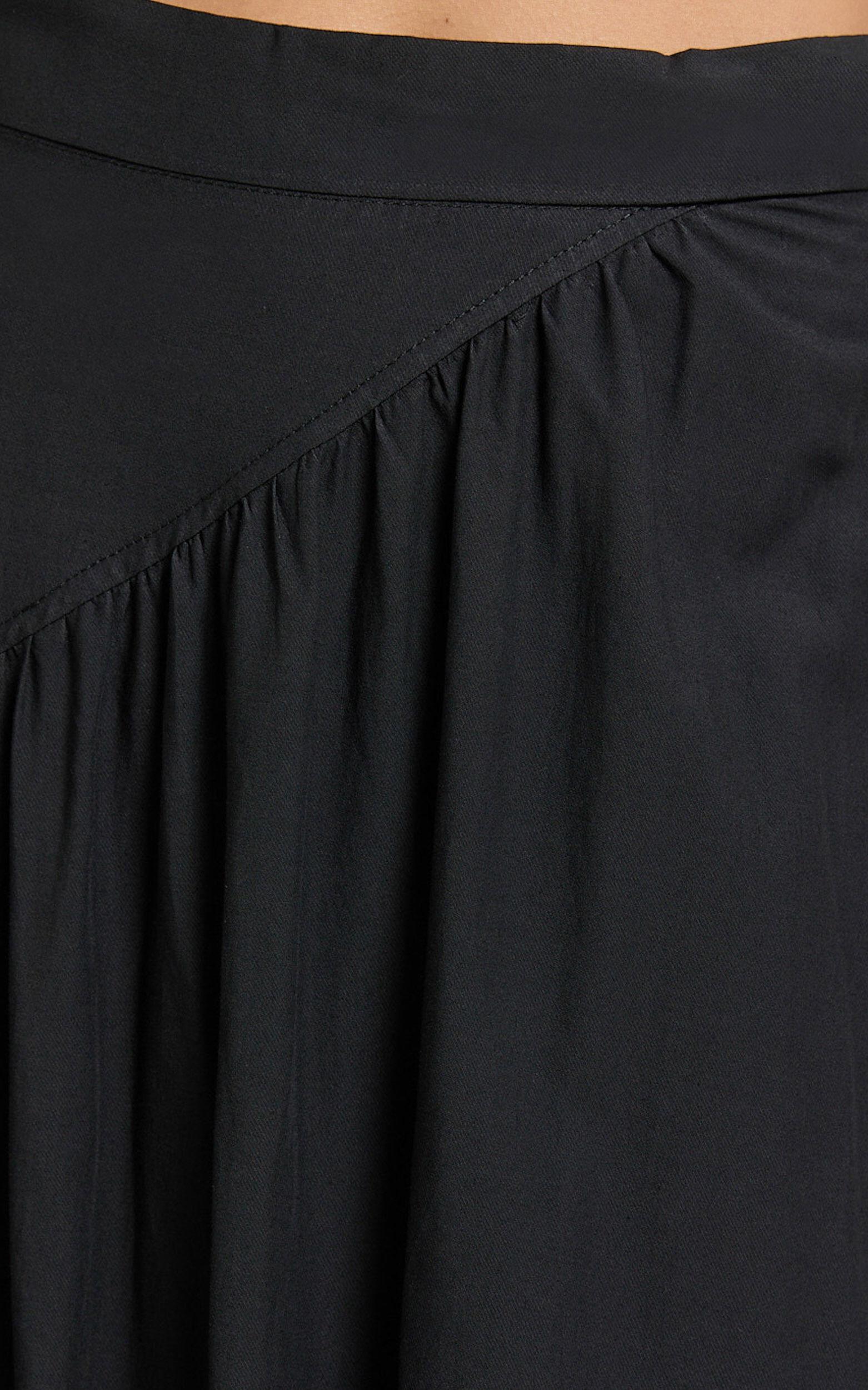 Bella Maxi Skirt - High Waist Tiered Maxi Skirt in Black Product Image