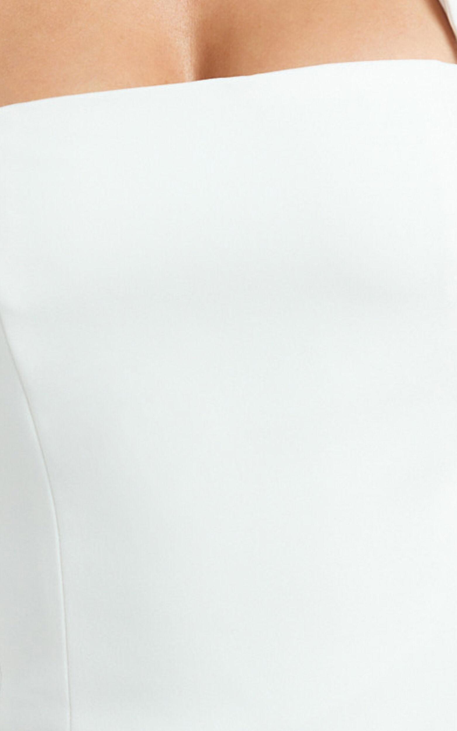 Tyler Top - Adjustable Halter Fitted Top in Off White Product Image