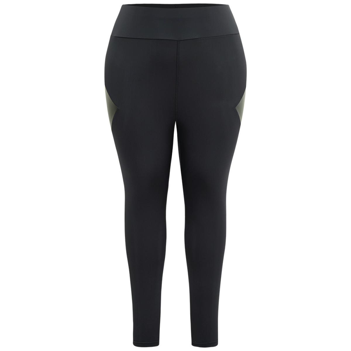 Plus Size Patchwork PU Leather High Rise Leggings Women Black Casual High stretch Skinny High Rise Dailywear Leggings BloomChic 30/6X Product Image