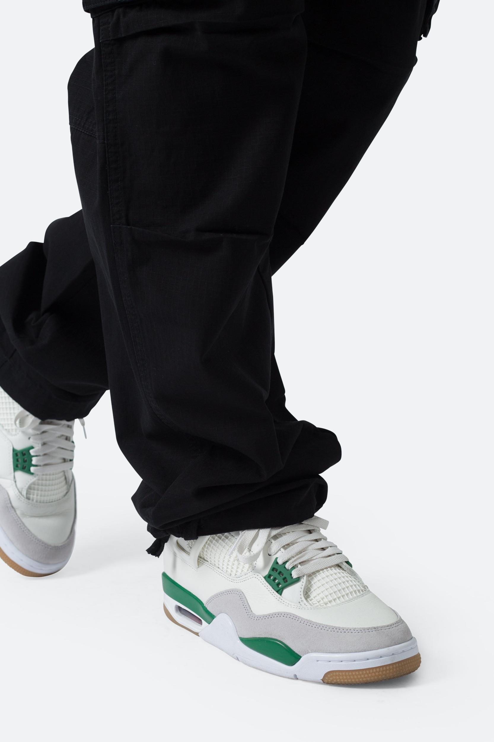 Ultra Baggy Vintage Cargo Pants - Black Product Image