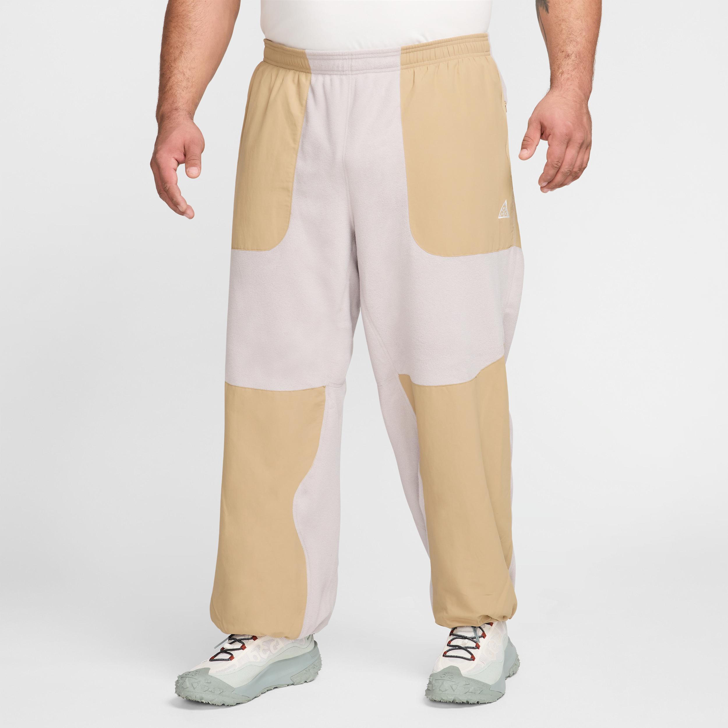 Men's Nike ACG "Wolf Tree" Plus Fleece Pants Product Image