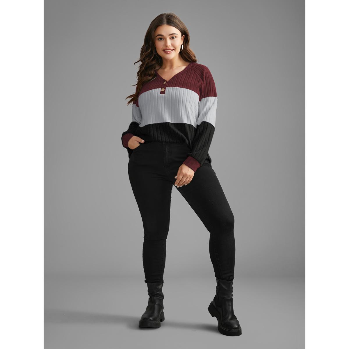 Plus Size Colorblock Contrast Texture Pit Strip T-shirt Burgundy Women Casual Texture V-neck Everyday T-shirts BloomChic 10/M Product Image