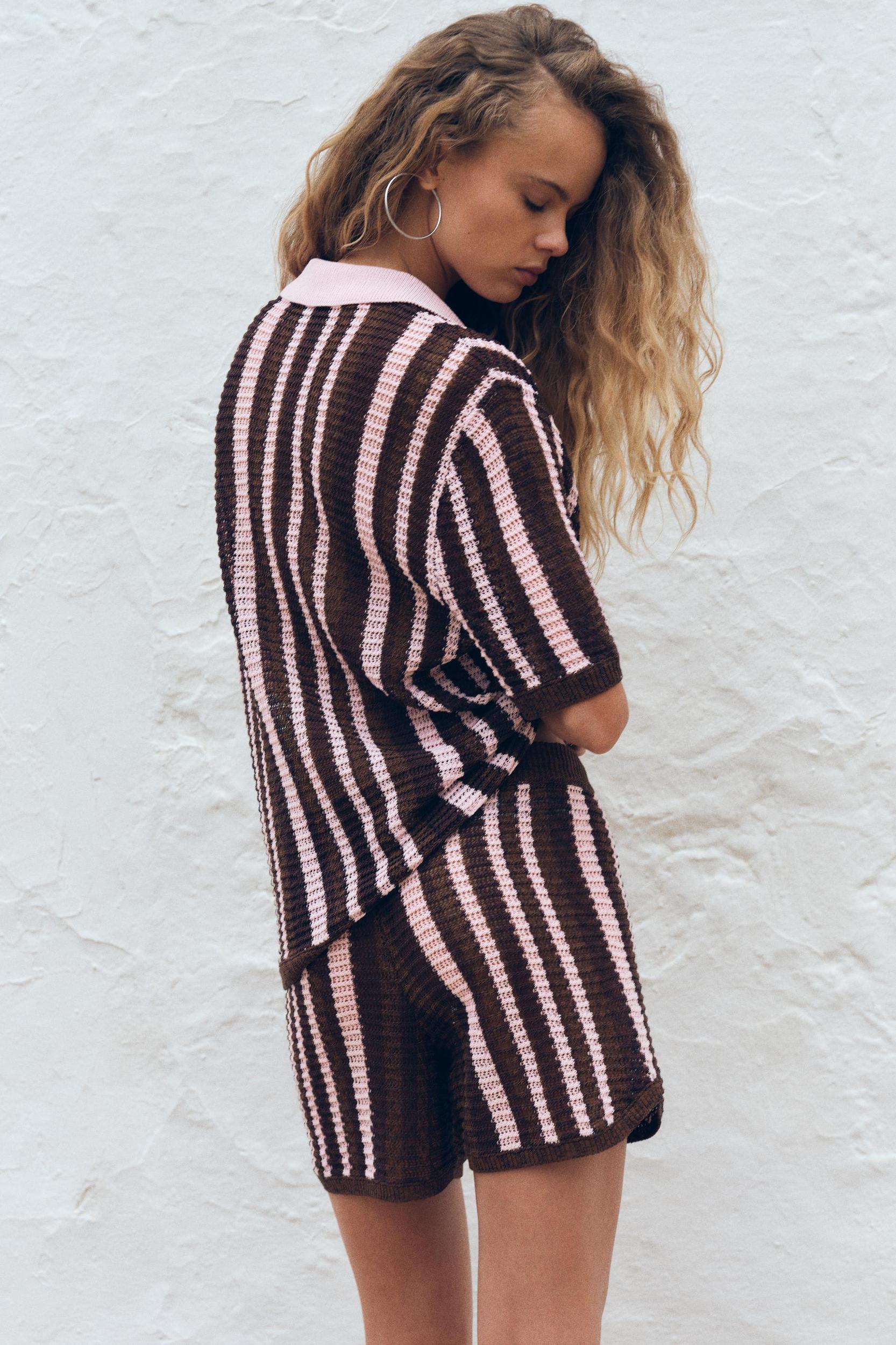 KNIT SHORTS Product Image