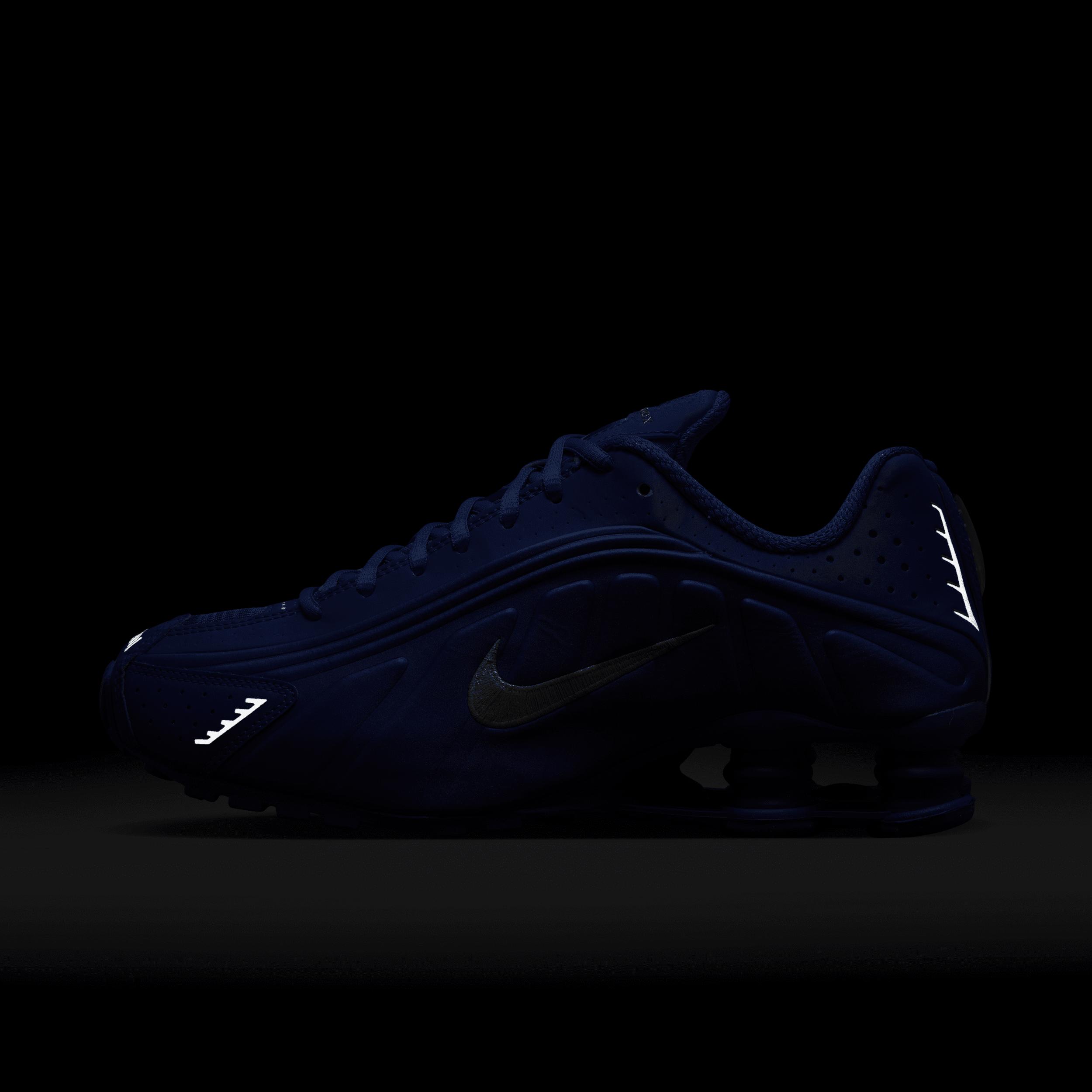 Nike Womens Shox R4 Shoes | HJ7303-445 Product Image