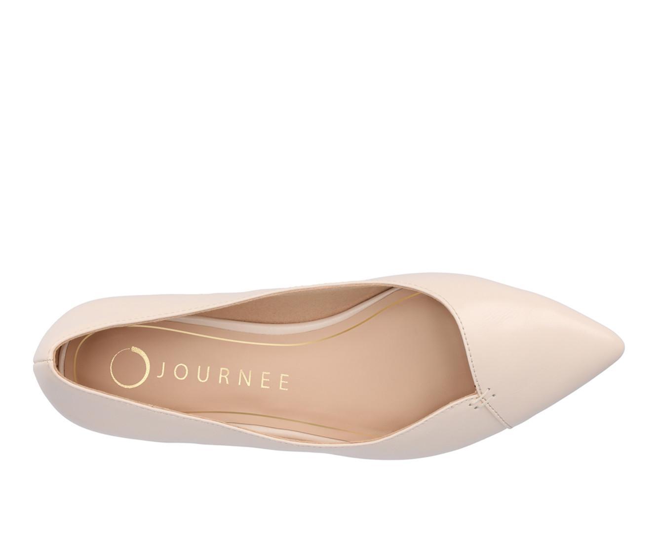 Women's Journee Collection Carmin Flats Product Image