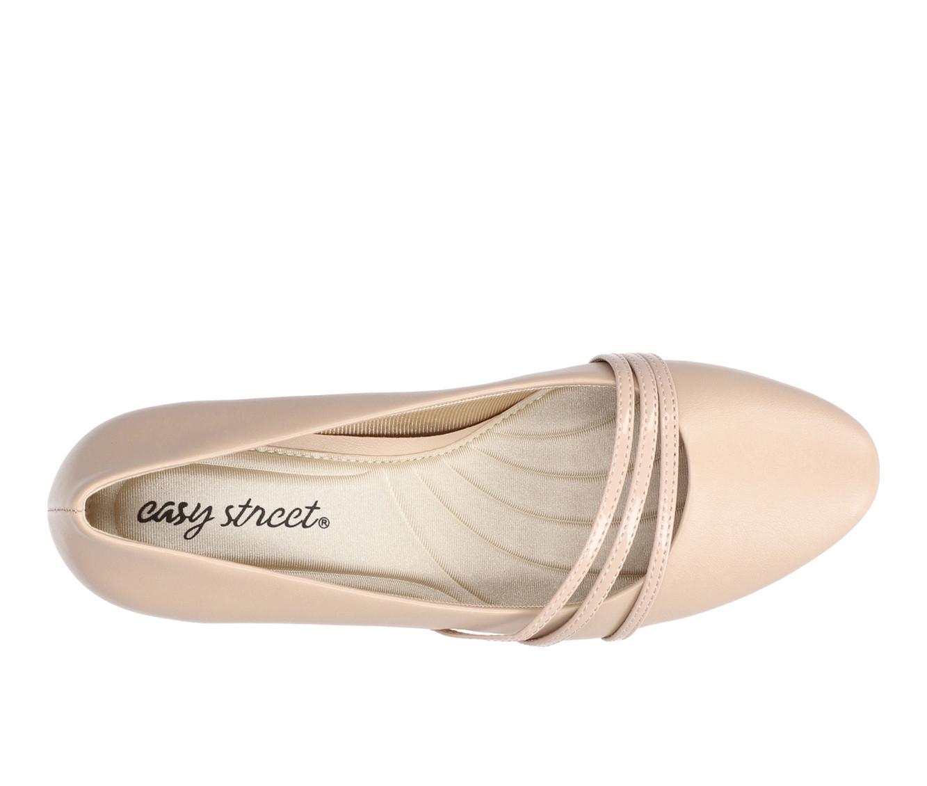 Women's Easy Street Cristiny Pumps Product Image