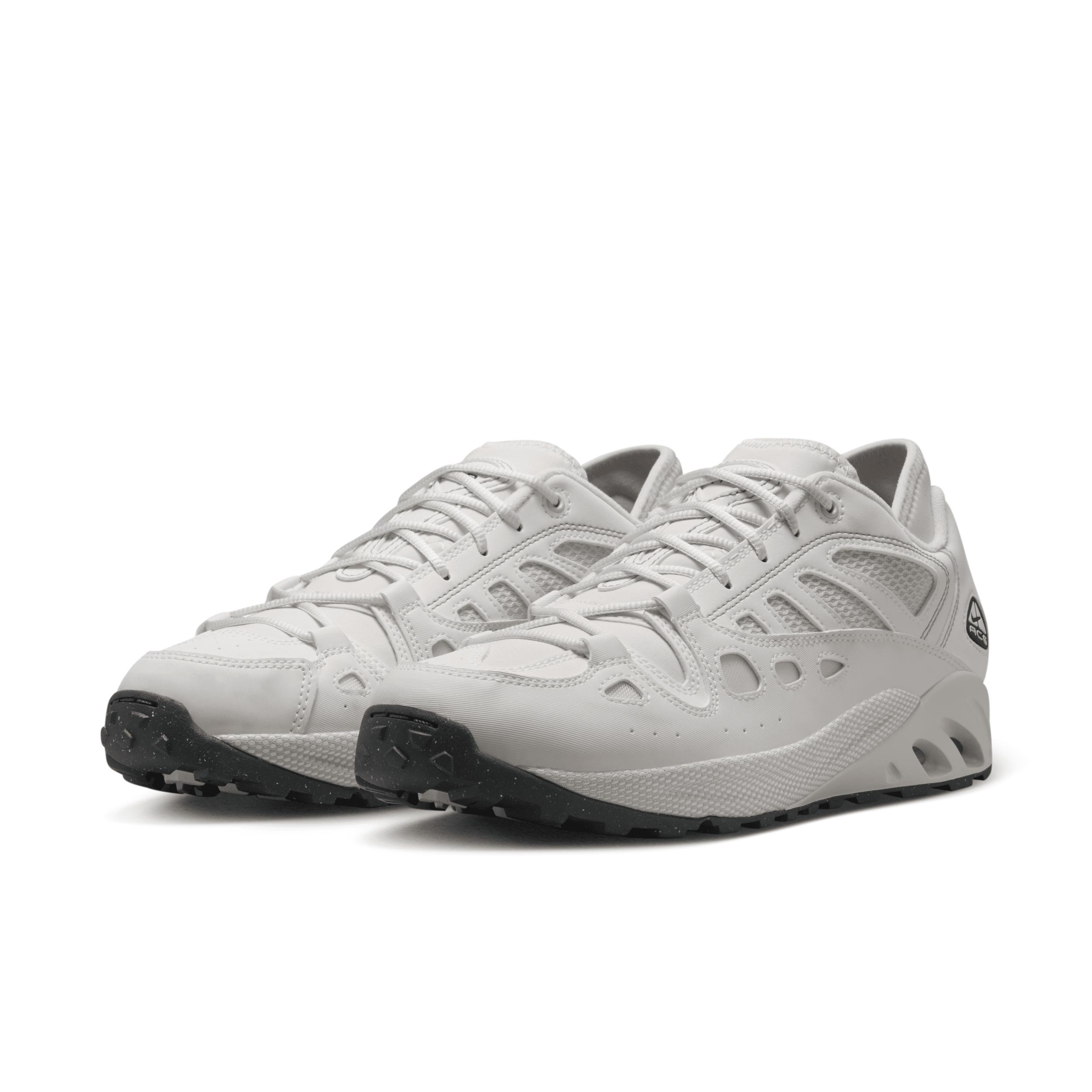Men's Nike ACG Air Exploraid Shoes Product Image