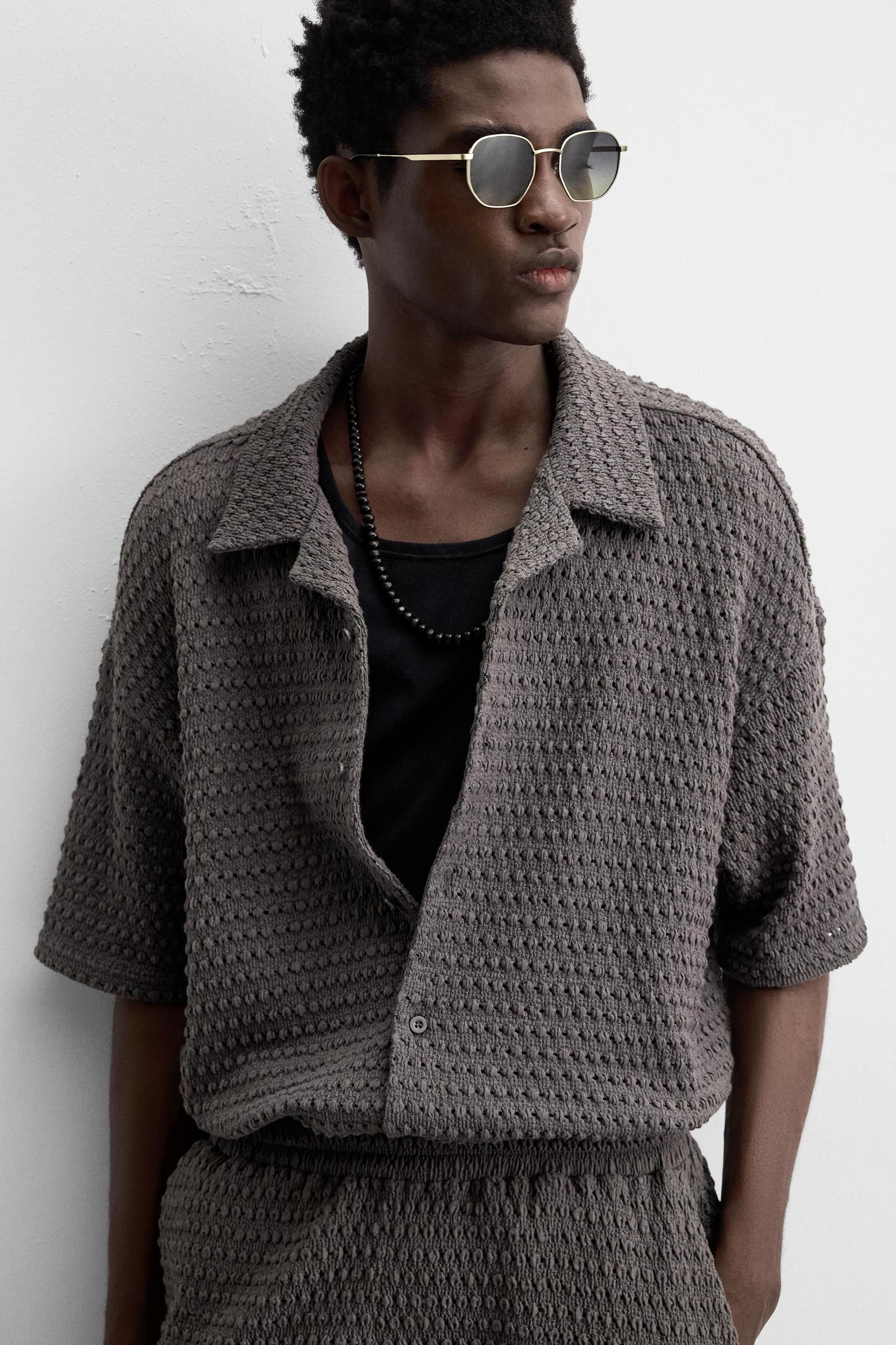 IRREGULAR TEXTURED SHIRT Product Image