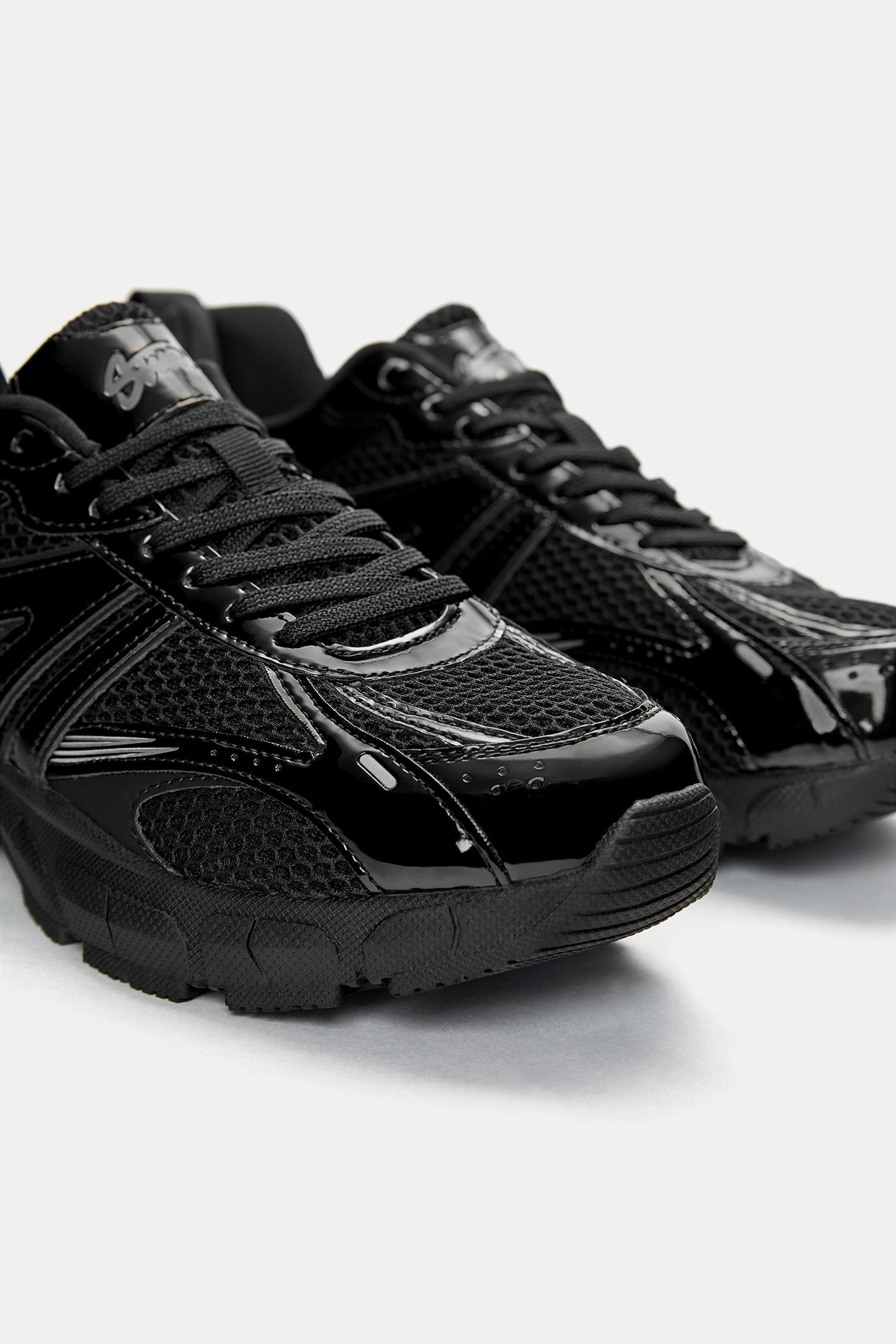 STWD multi-piece trainers Product Image