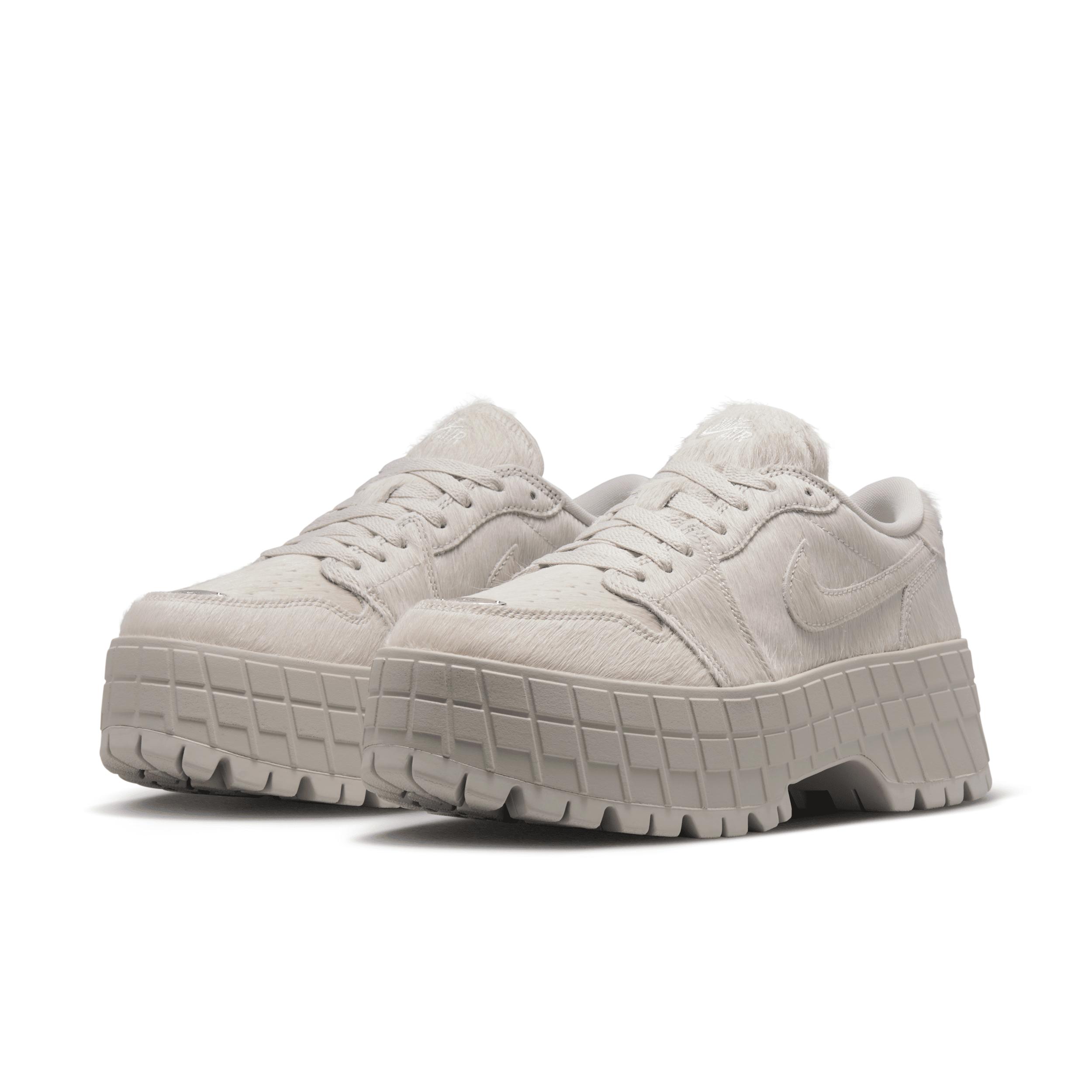 Air Jordan 1 Brooklyn Low Women's Shoes Product Image