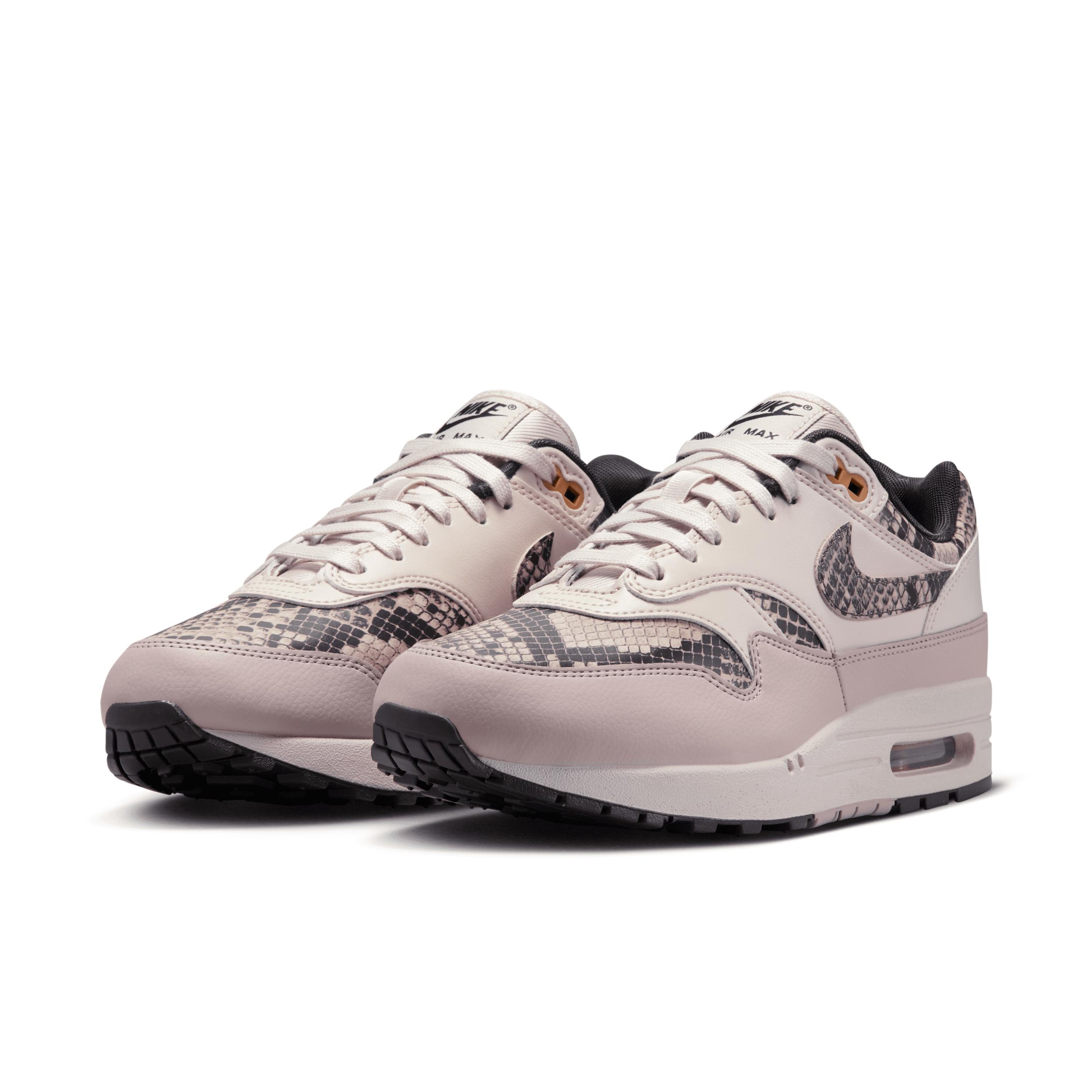 Nike Womens Air Max 1 87 Shoes | HF5338-100 Product Image