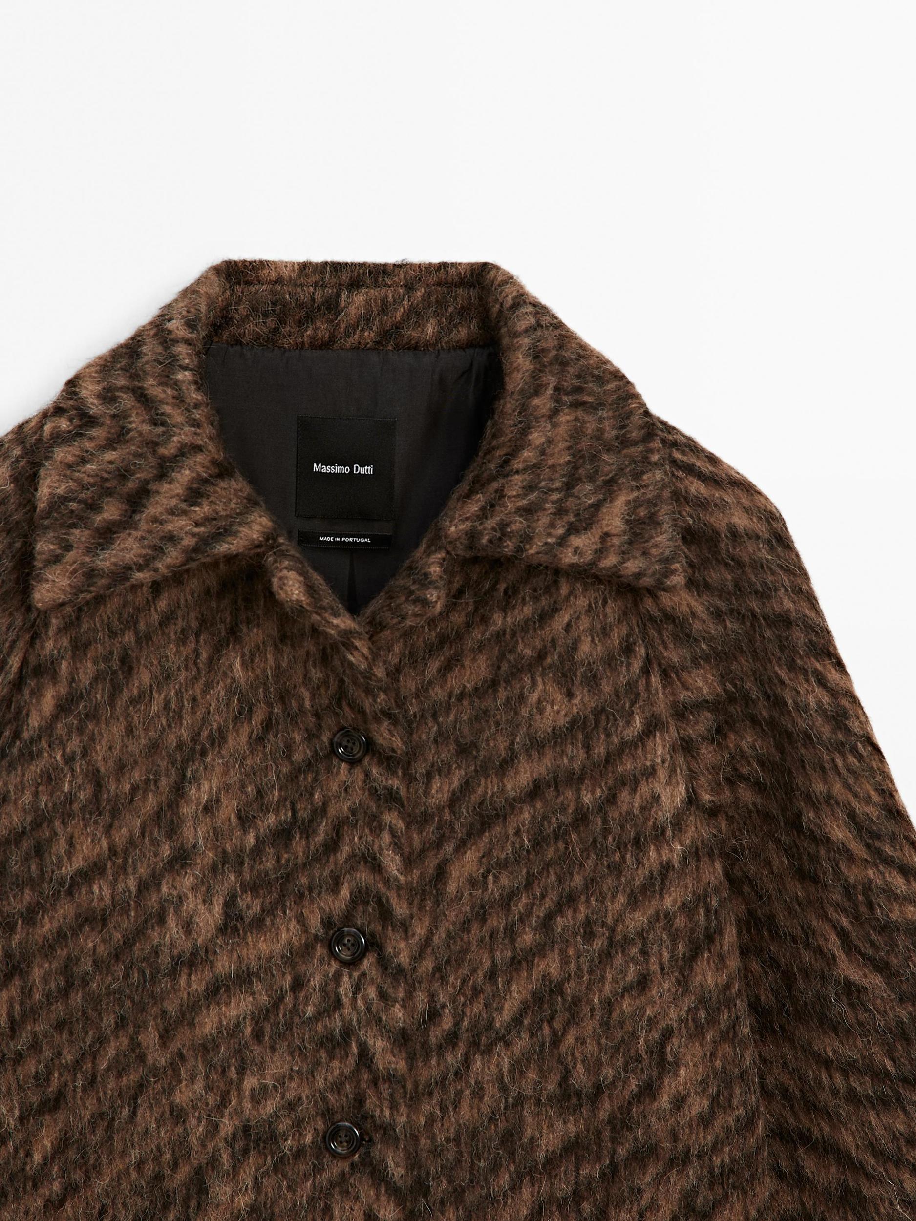 Short animal print coat Product Image