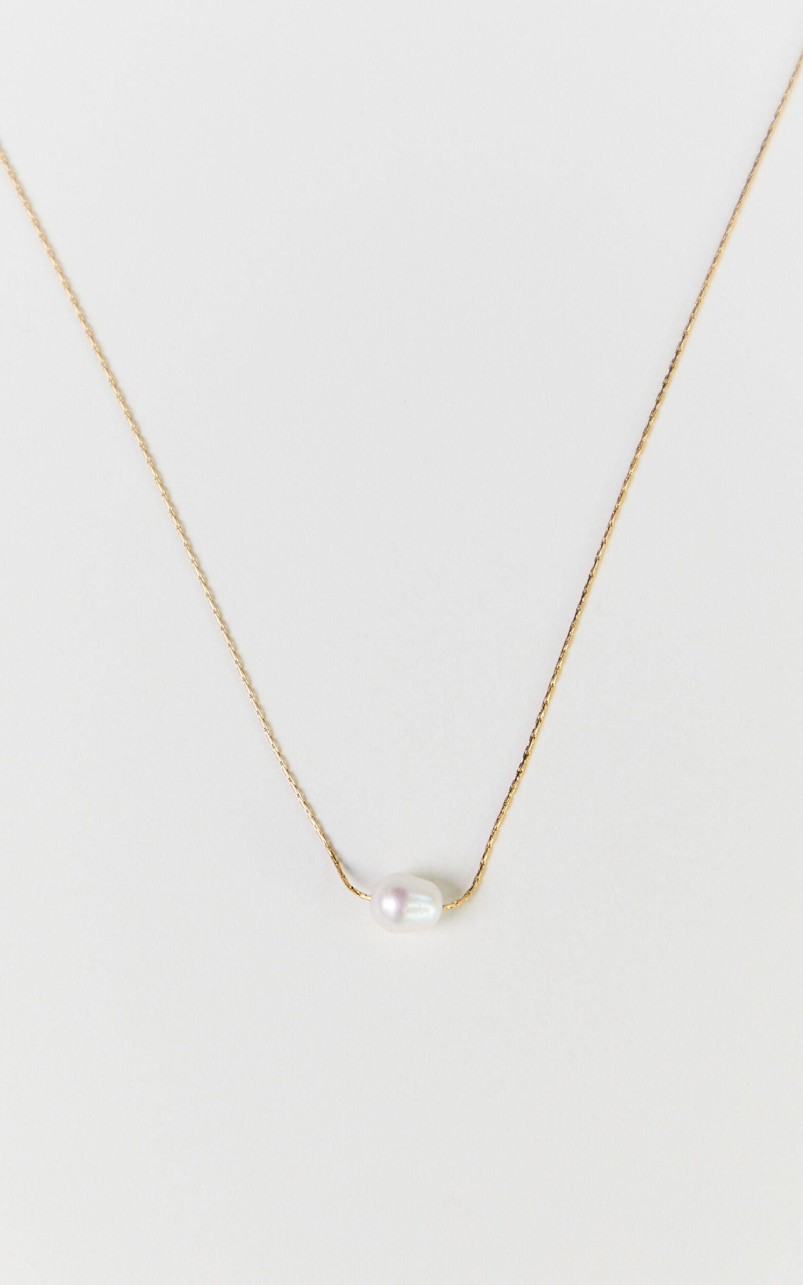 Nicky Necklace - Pearl Pendant Necklace in Gold Product Image