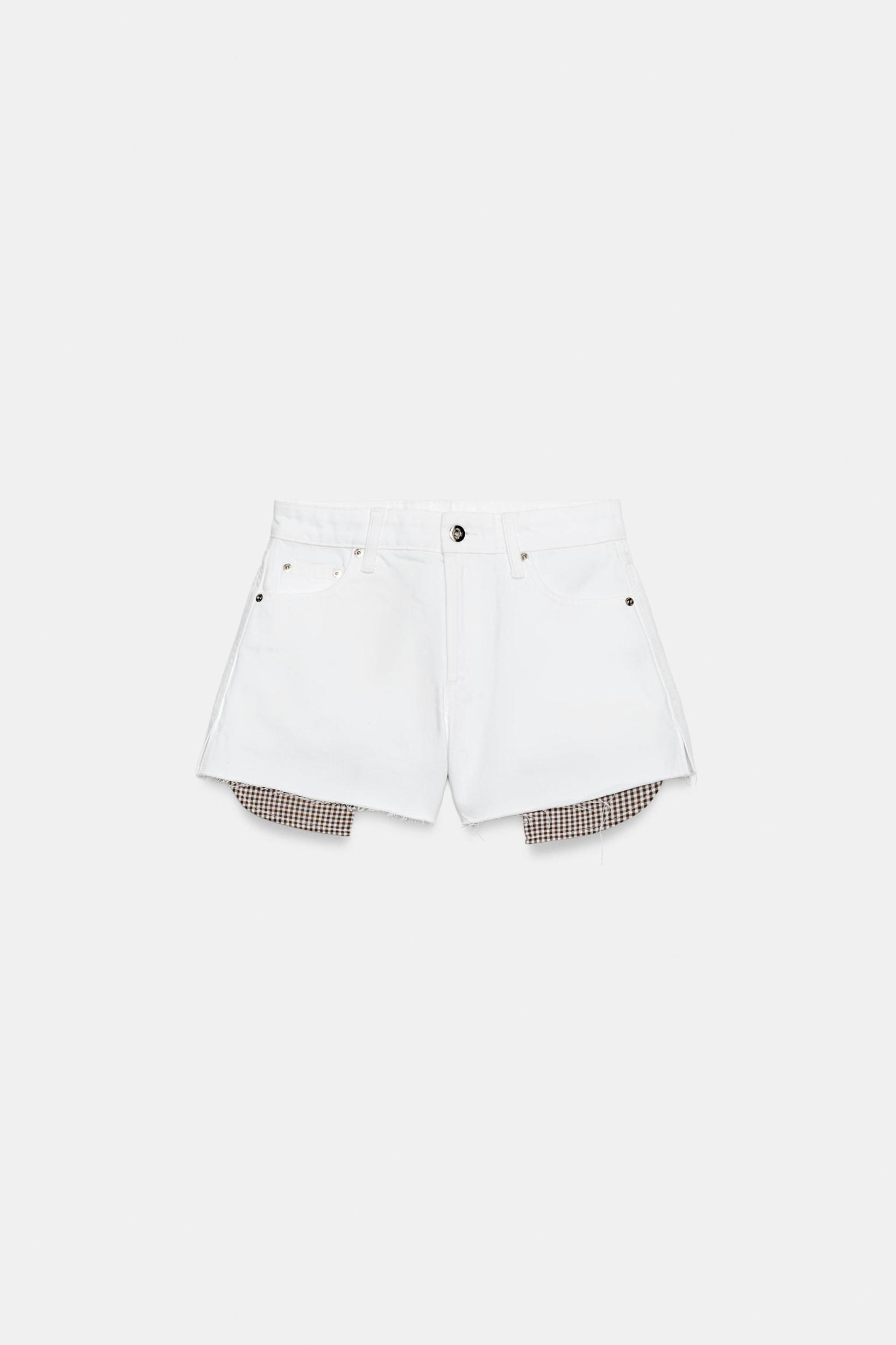 Z1975 FRAYED HEM MOM FIT SHORTS Product Image