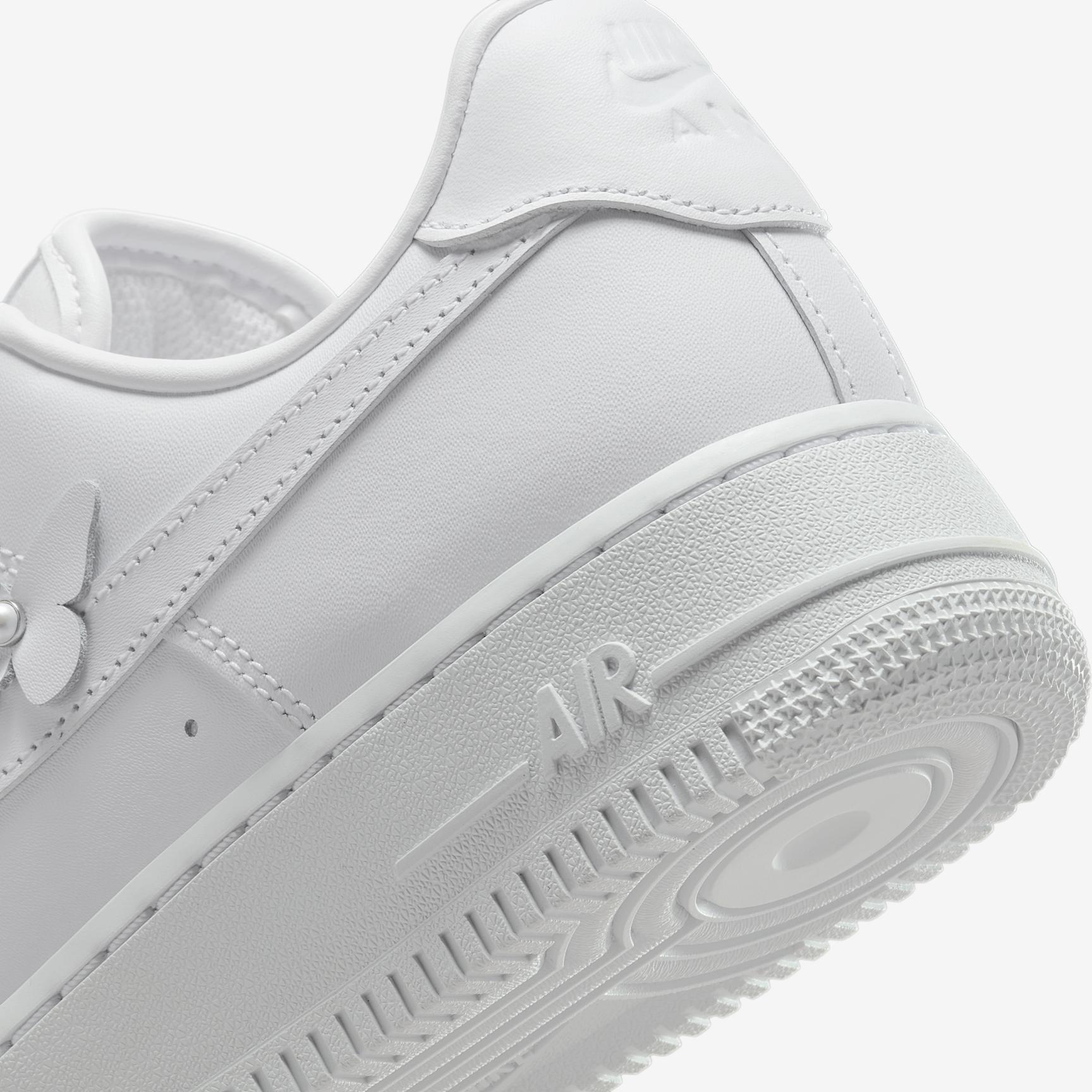 Nike Air Force 1 Low Women's Shoes Product Image