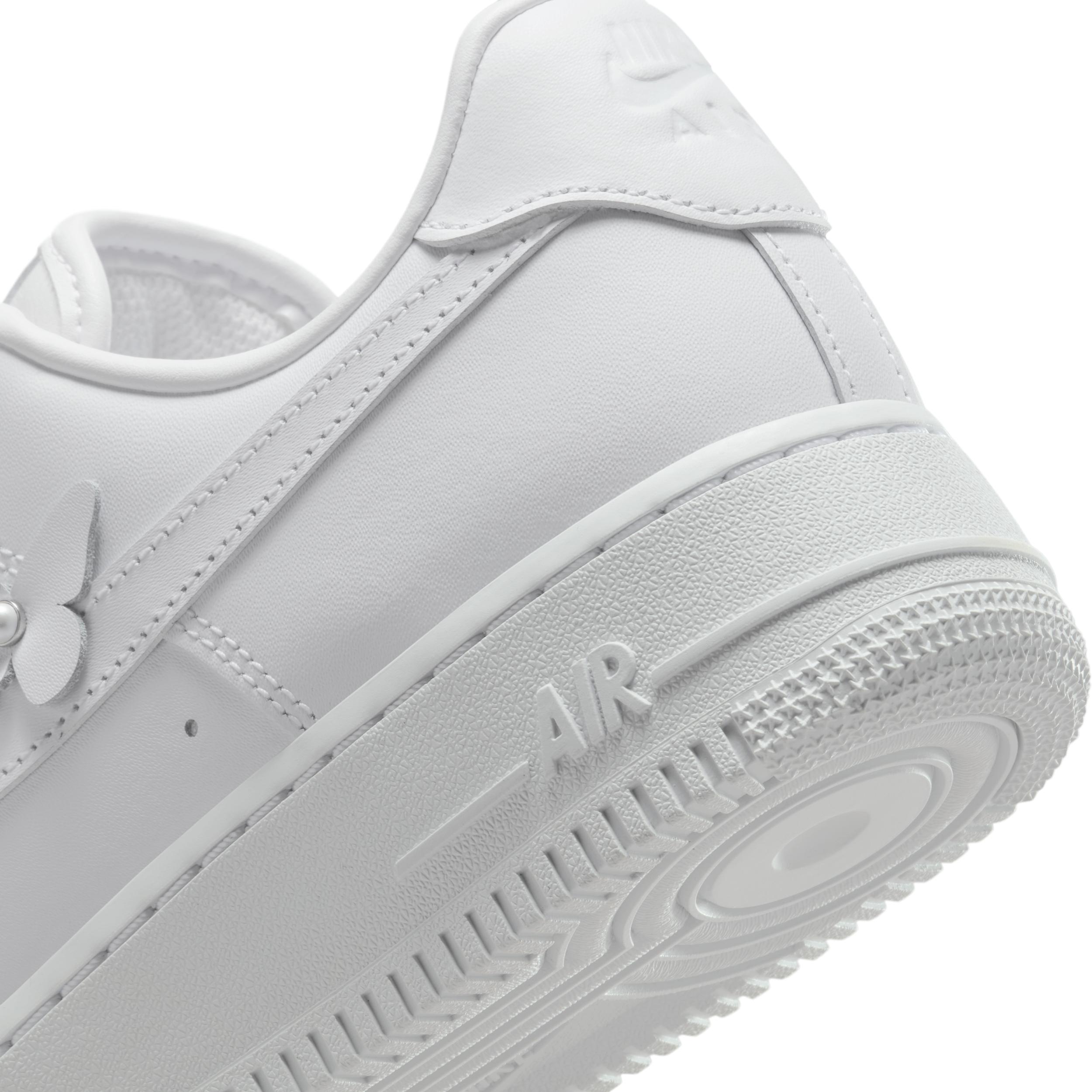 Nike Air Force 1 Low Women's Shoes Product Image