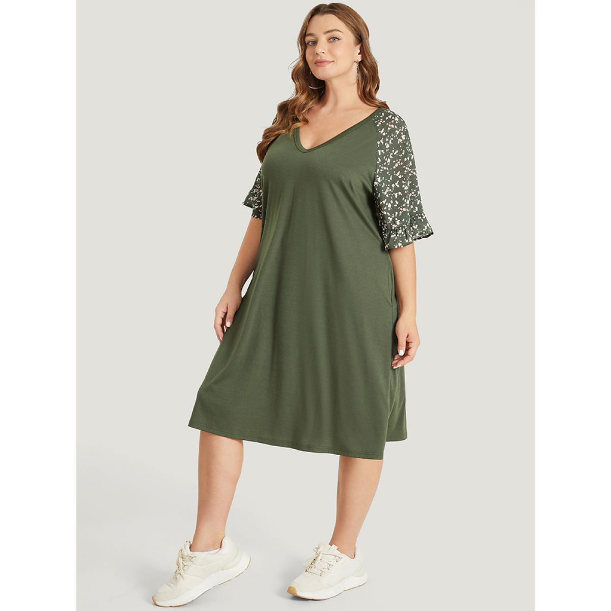 Plus Size Ditsy Floral Ruffle Trim Raglan Sleeve Pocket Dress ArmyGreen Women Casual Contrast V-neck Half Sleeve Curvy Knee Dress BloomChic 12/L Product Image