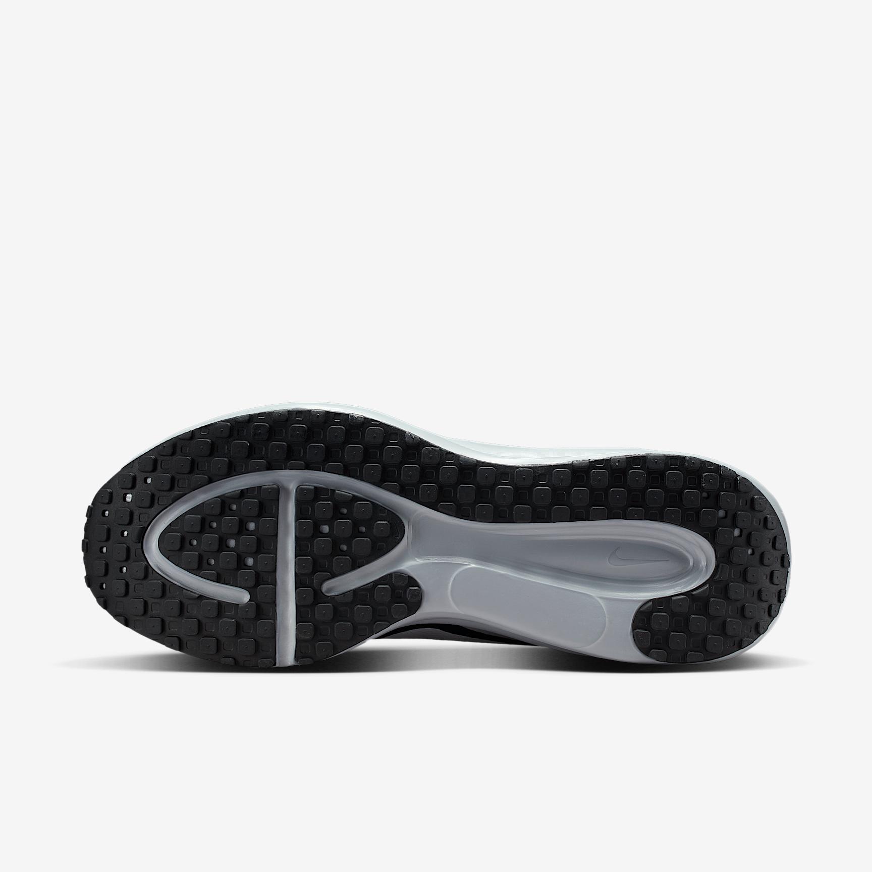 Nike Women's Revolution Road Running Shoes Product Image