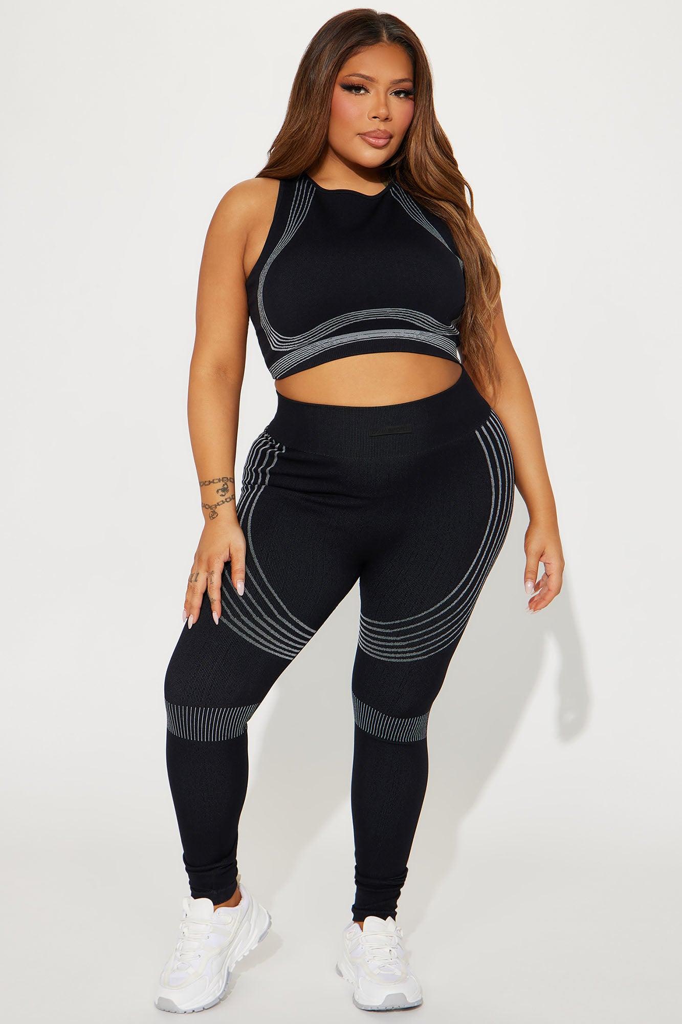 Speed Flex Seamless Shaping Sports Bra - Black Product Image