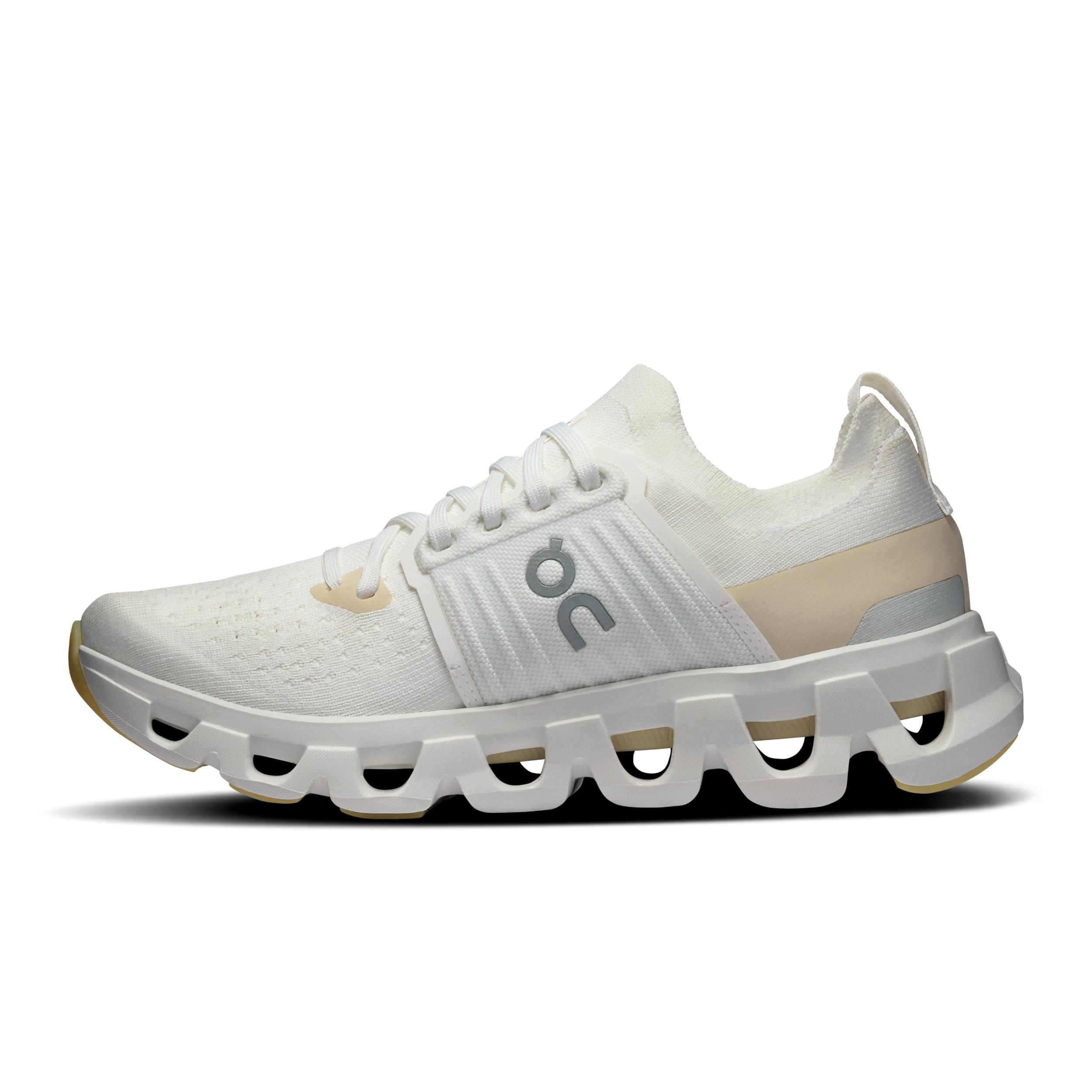 The Cloudswift 4: Women's City Road Running Shoe Product Image