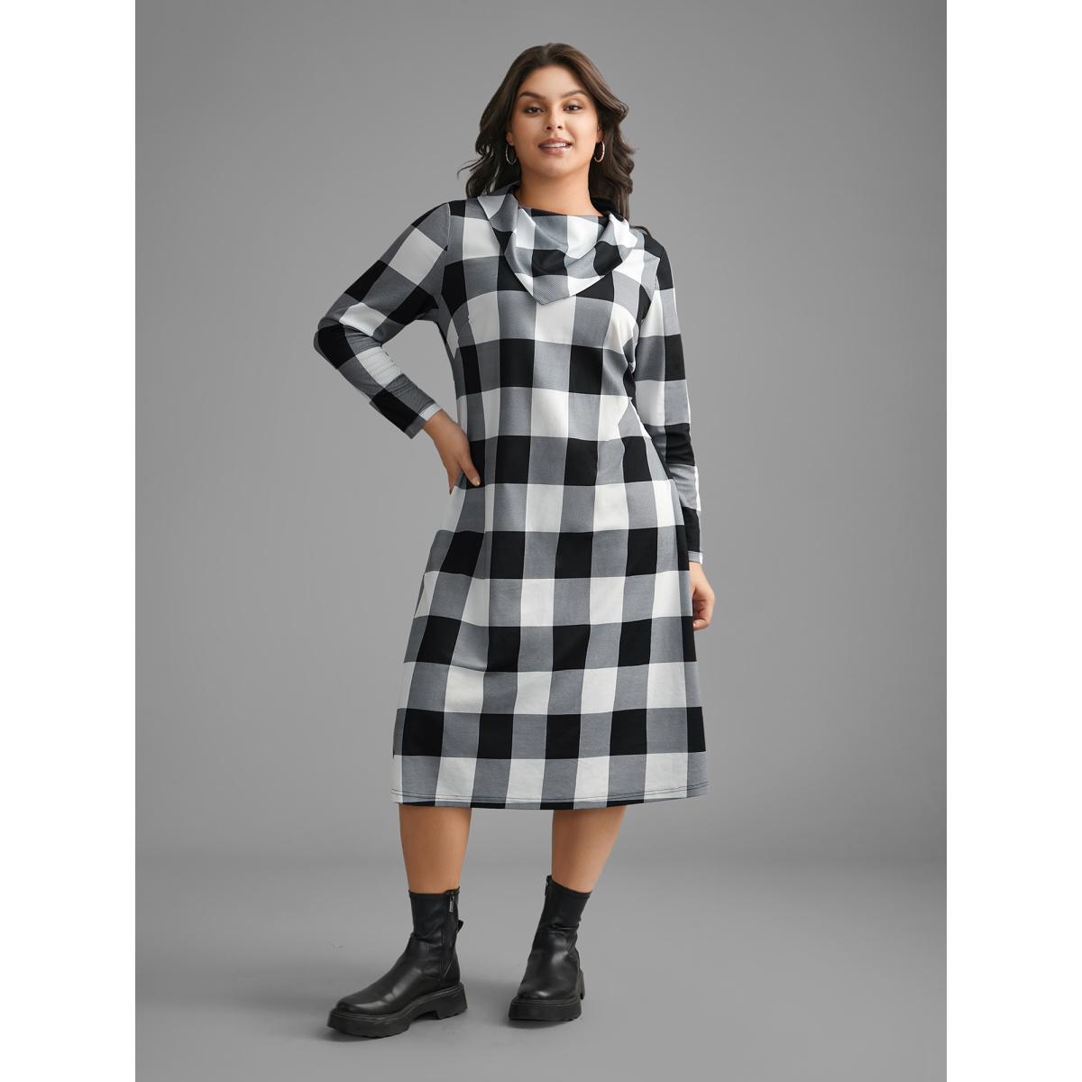 Plus Size Plaid Ruffled Collar Pocket Midi Dress Black Women Casual Non Ruffled collar Long Sleeve Curvy BloomChic 26/4X Product Image