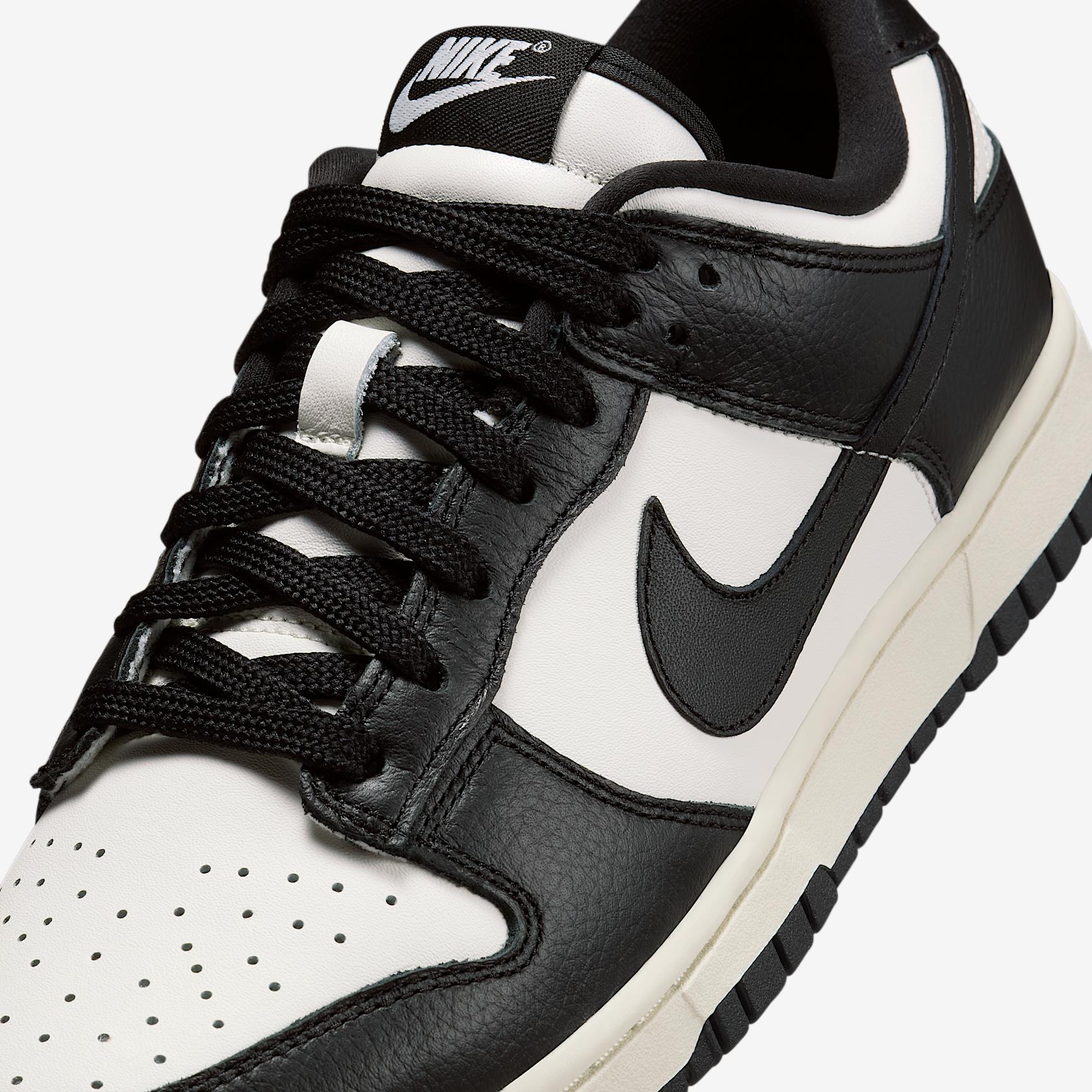 Nike Women's Dunk Low SE Shoes Product Image