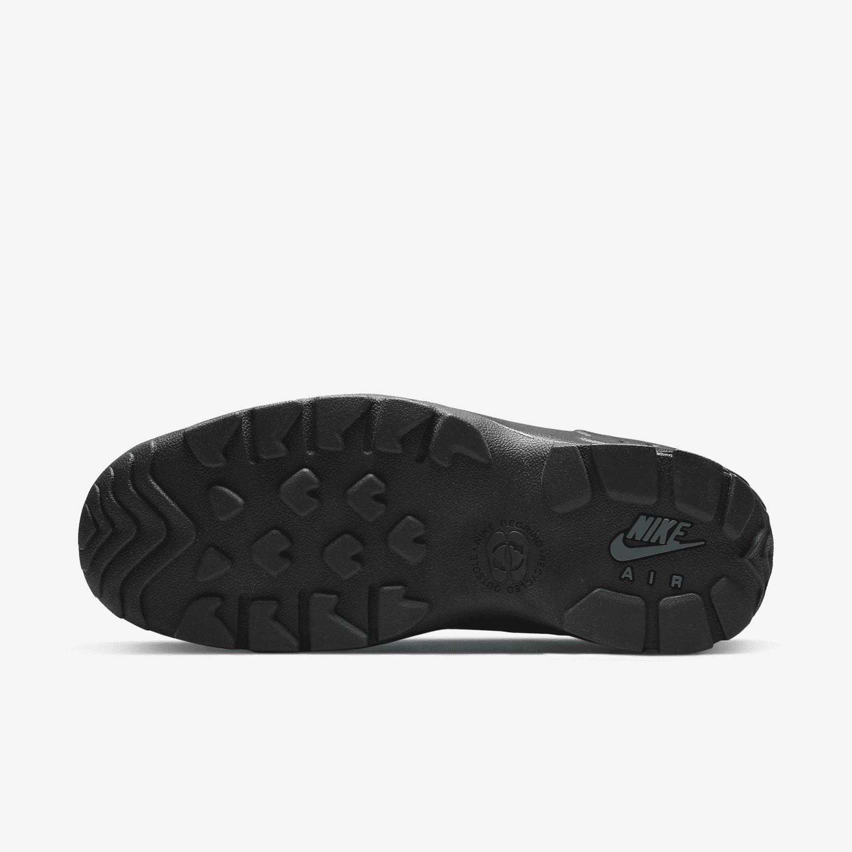 Nike ACG Air Mada Men's Shoes Product Image
