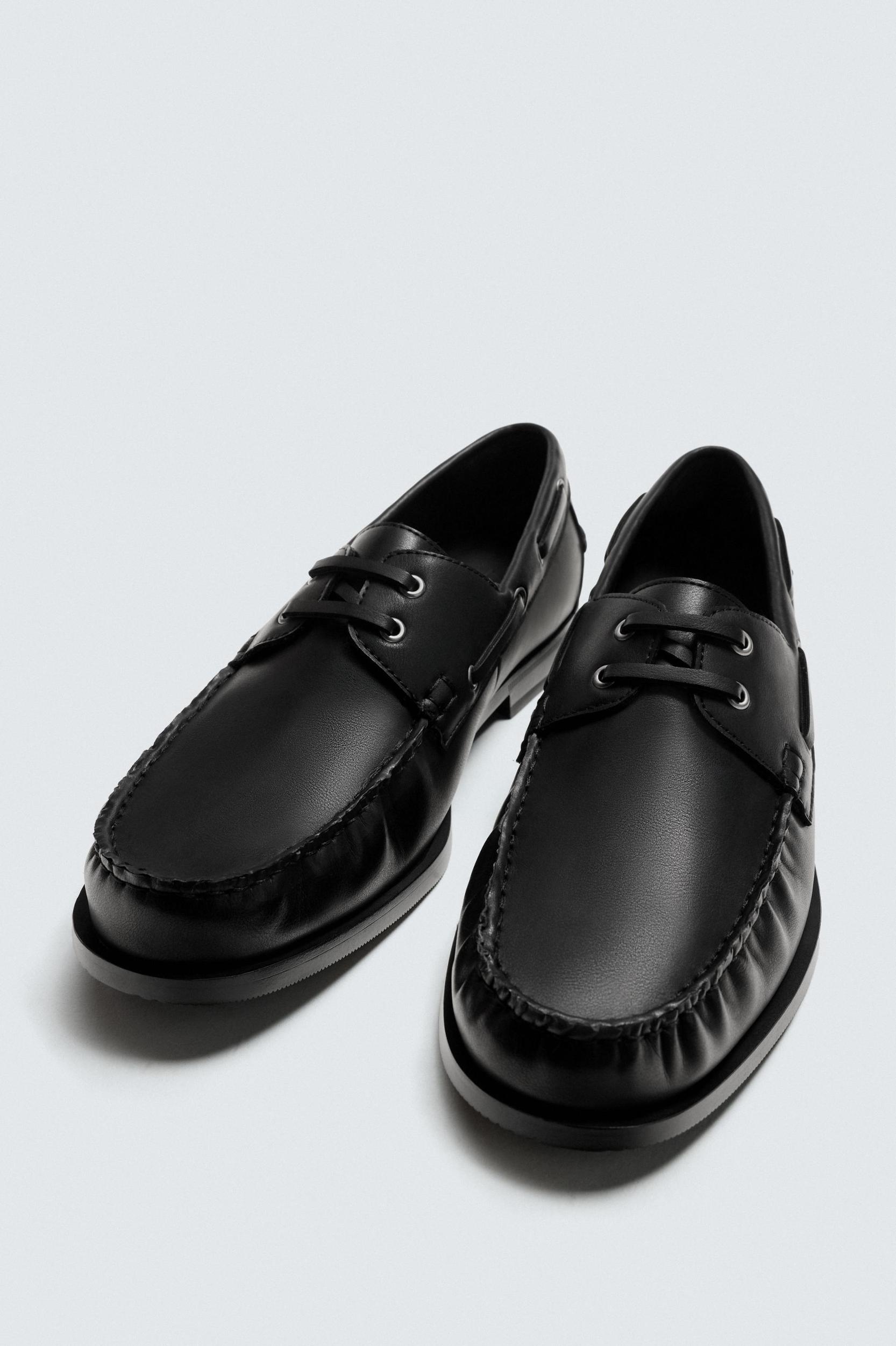 DRESS BOAT SHOES Product Image